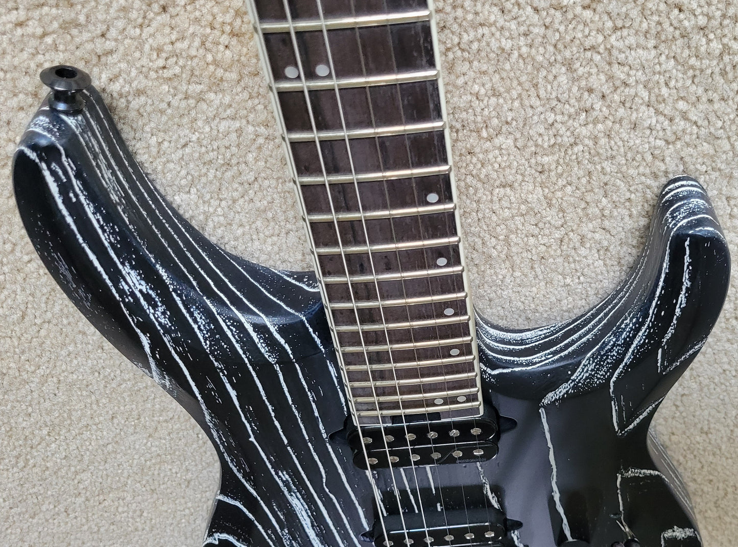 Jackson Pro Series Dinky DK Modern Ash FR6 Electric Guitar, New Road Runner Hard Shell Case