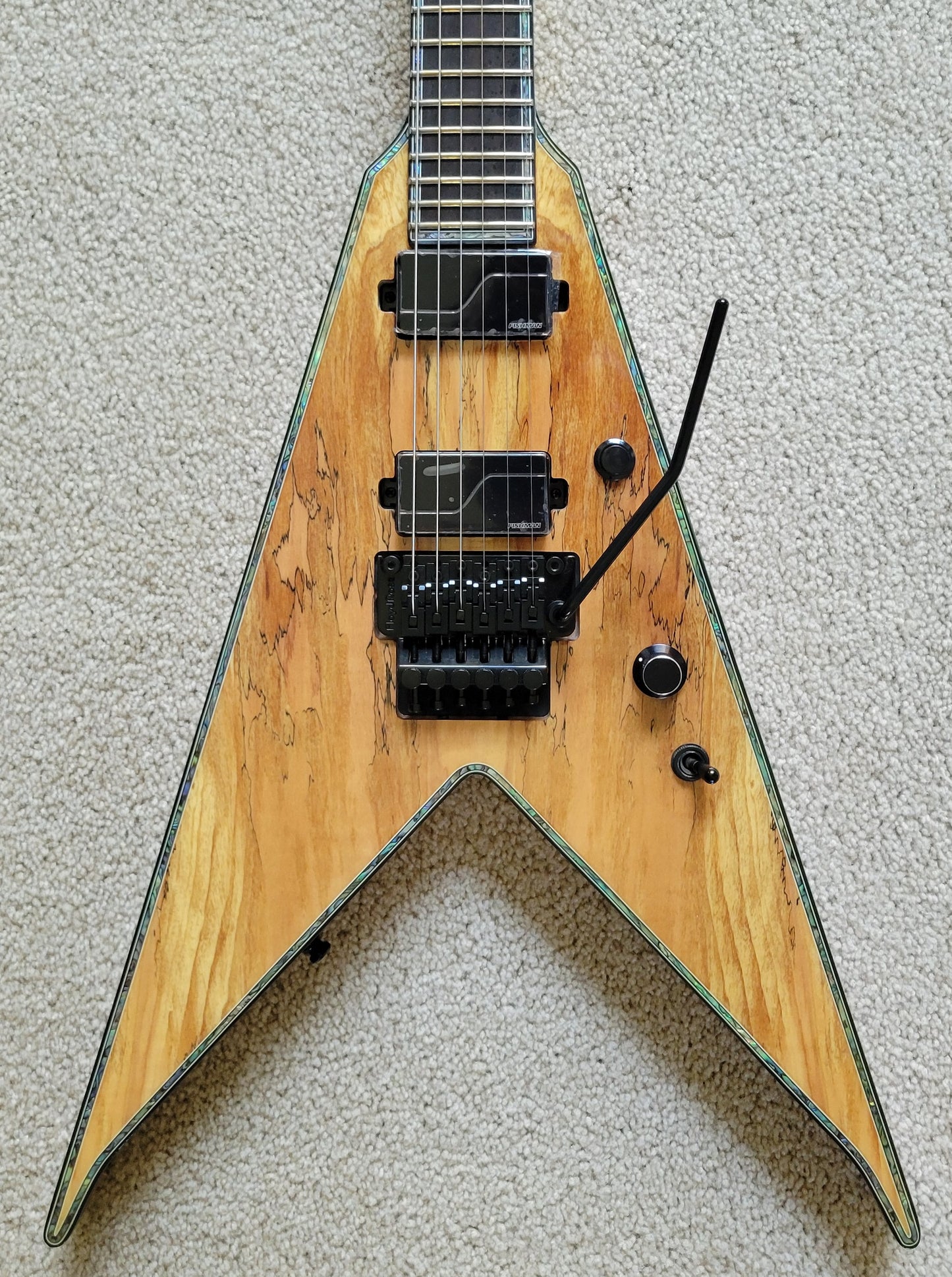 B.C. Rich JR-V Extreme Exotic Electric Guitar, Floyd Rose, Spalted Maple, NOS Hard Shell Case