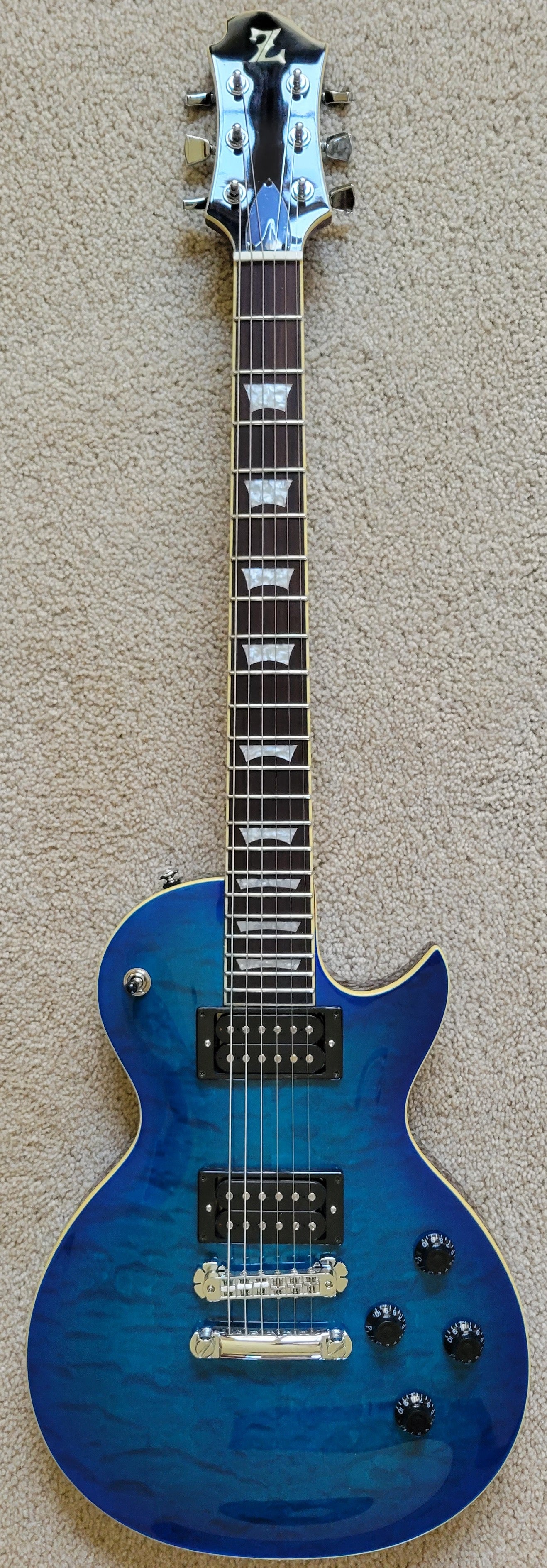 New Zemaitis Z22 Series Z22QQ Quilt Top Electric Guitar, Trans Blue Burst, New Gig Bag