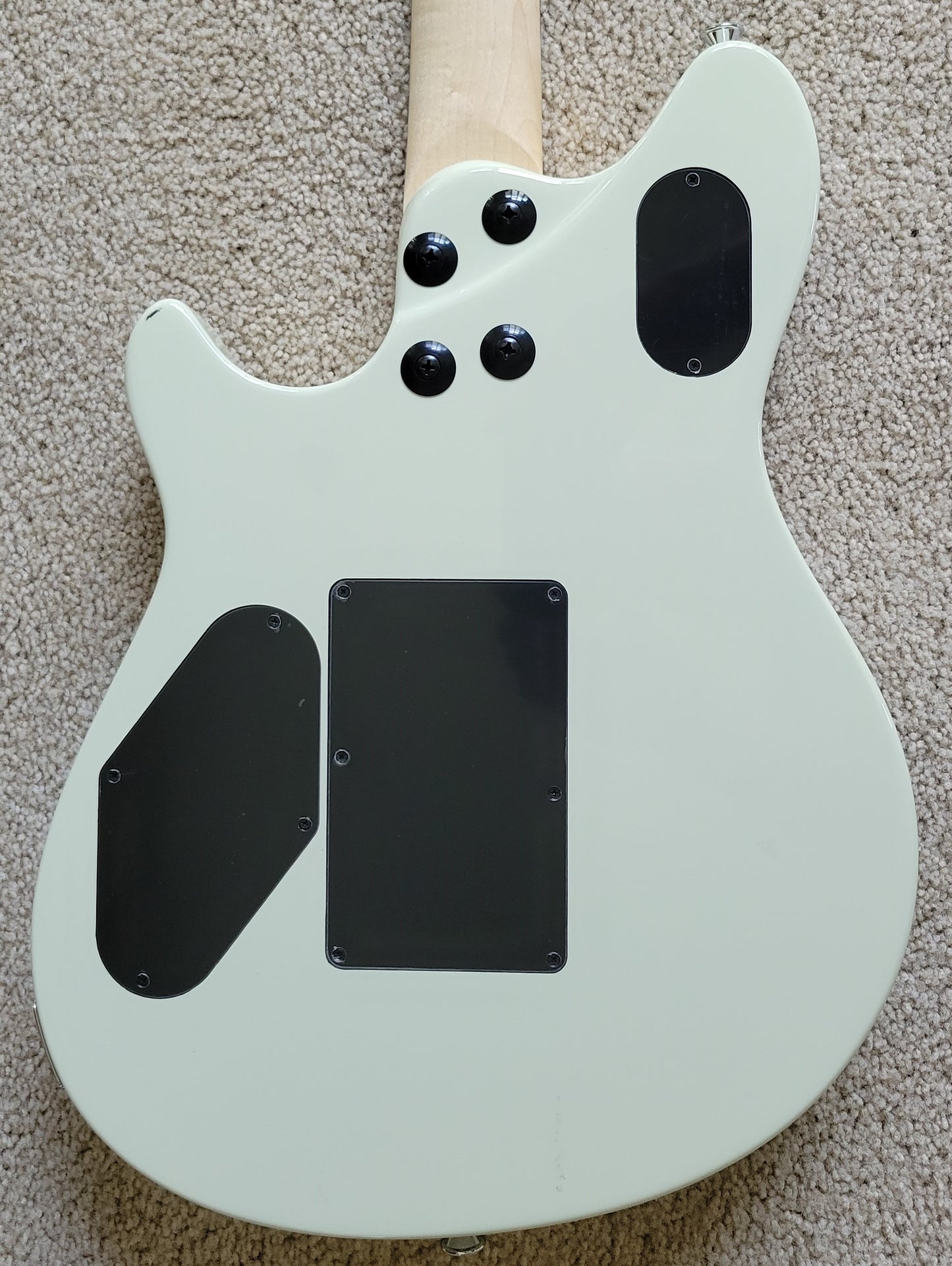 EVH Wolfgang Special, Ebony Fingerboard, Ivory Finish, New Hard Shell Case