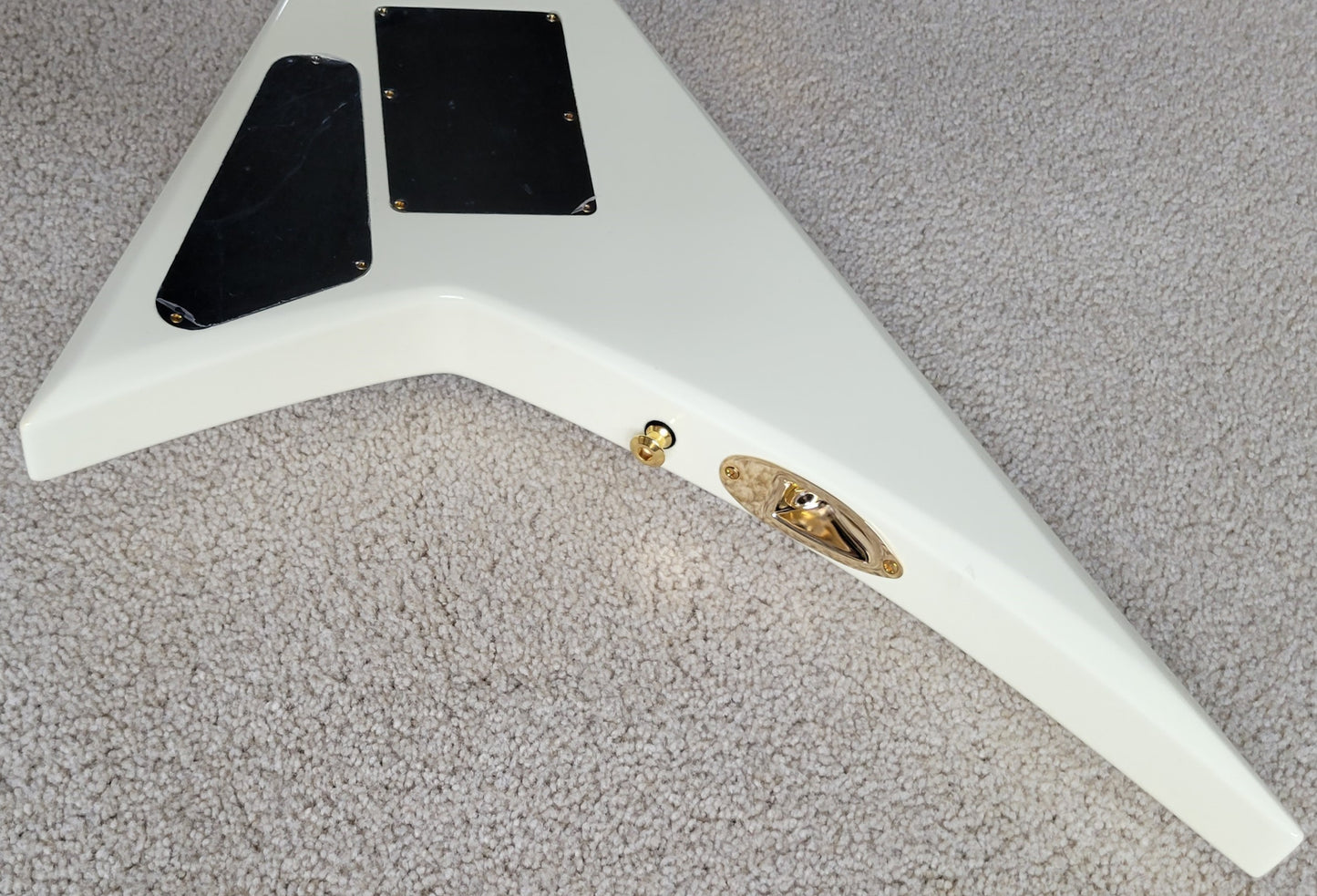Jackson Pro Series Rhoads RR3 Electric Guitar, Ivory with Black Pinstripes, New Gig Bag