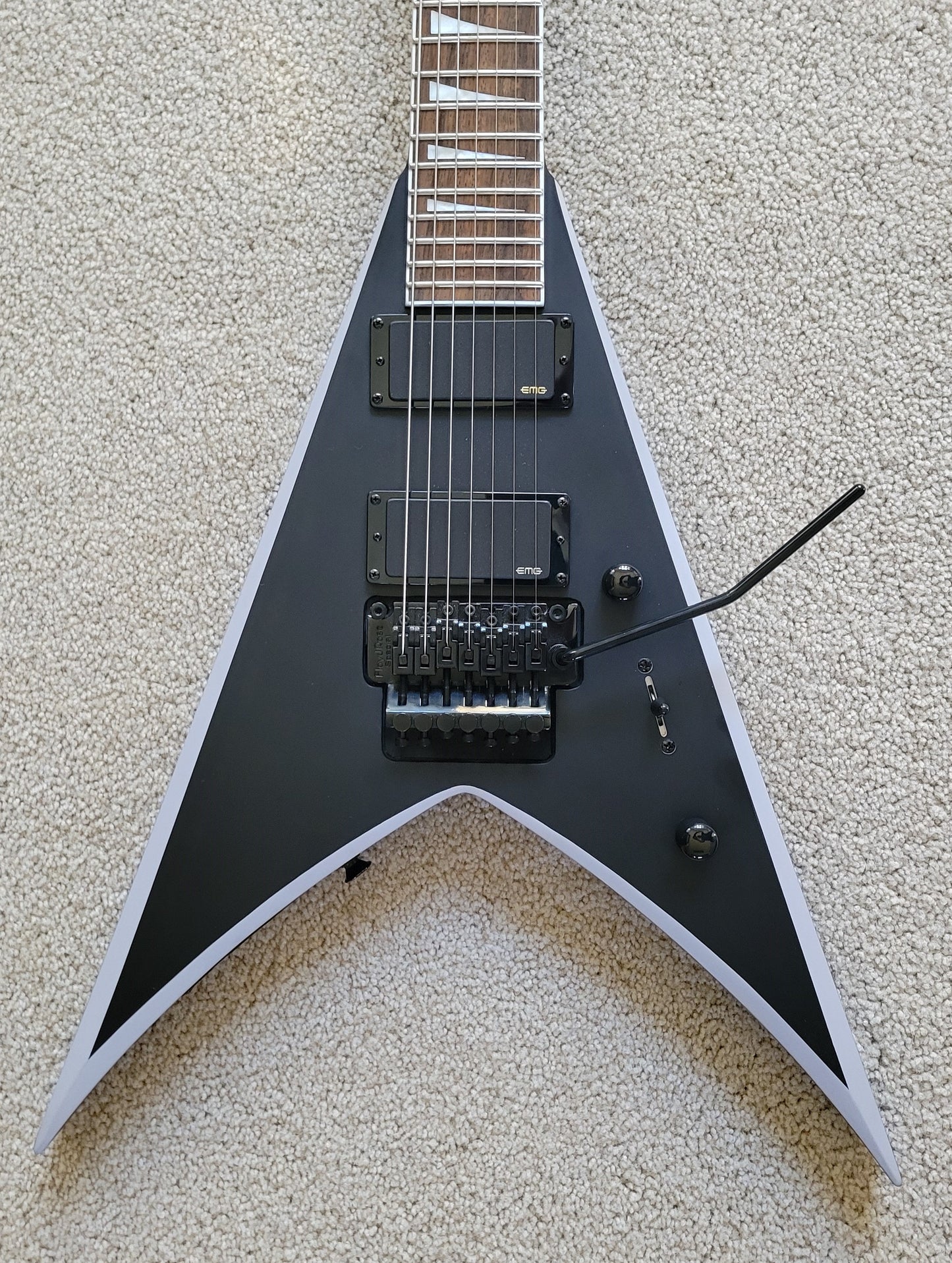 Jackson X Series King V KVX-MG7 Electric Guitar, Satin Black with Primer Gray Bevels, Gig Bag
