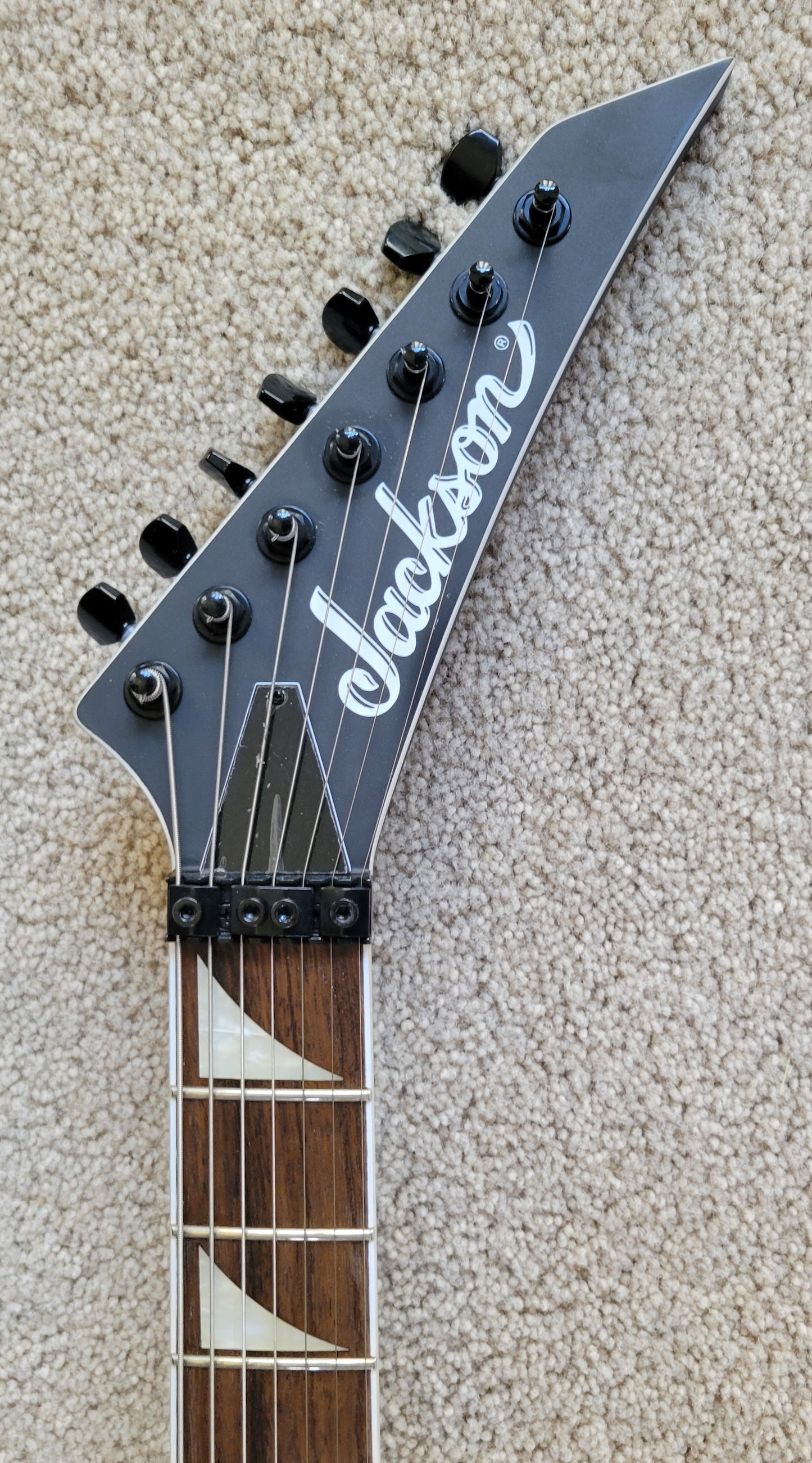 Jackson X Series King V KVX-MG7 Electric Guitar, Satin Black with Primer Gray Bevels, Gig Bag