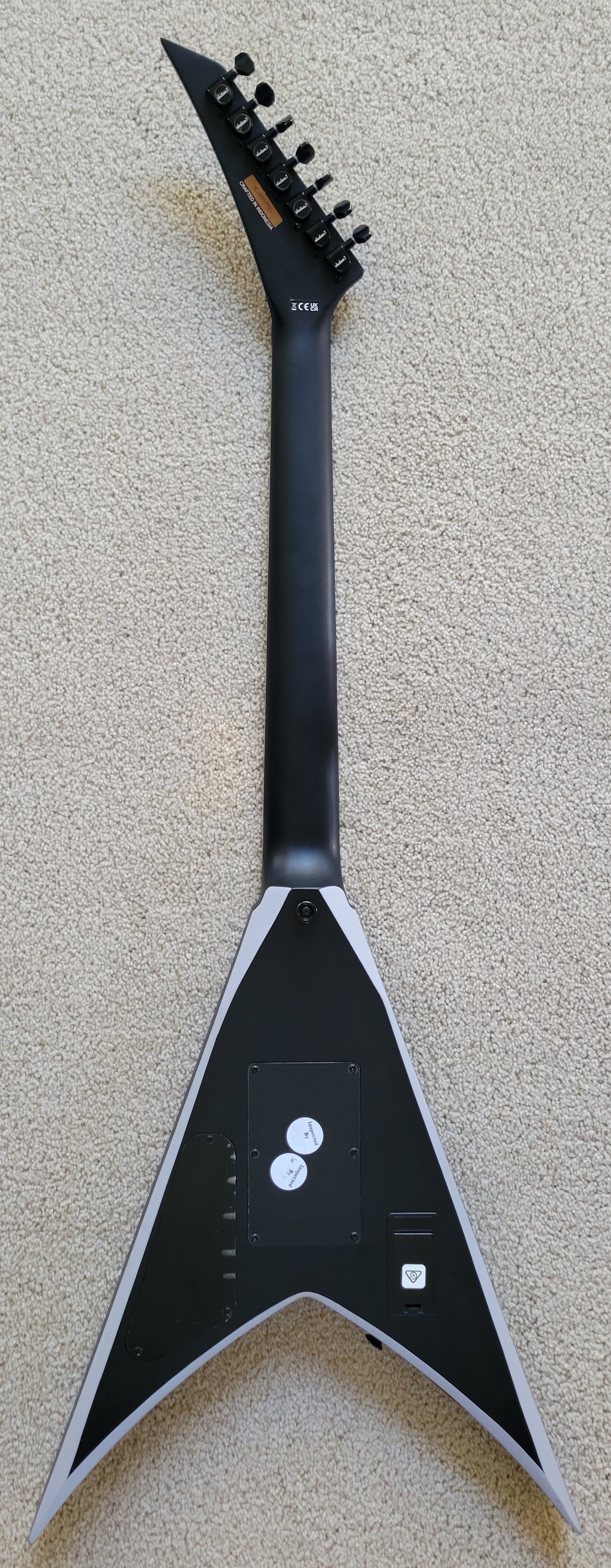 Jackson X Series King V KVX-MG7 Electric Guitar, Satin Black with Primer Gray Bevels, Gig Bag