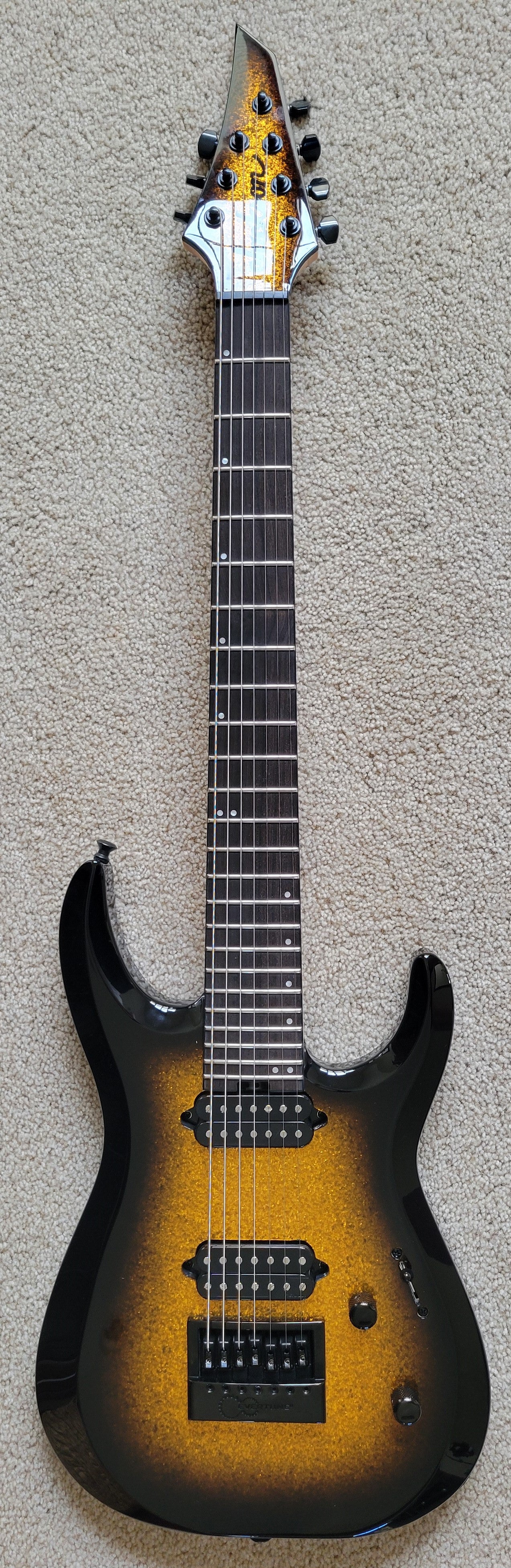 Jackson Pro Plus Dinky MDK Evertune 7 String Electric Guitar, Gold Sparkle, New Hard Shell Case