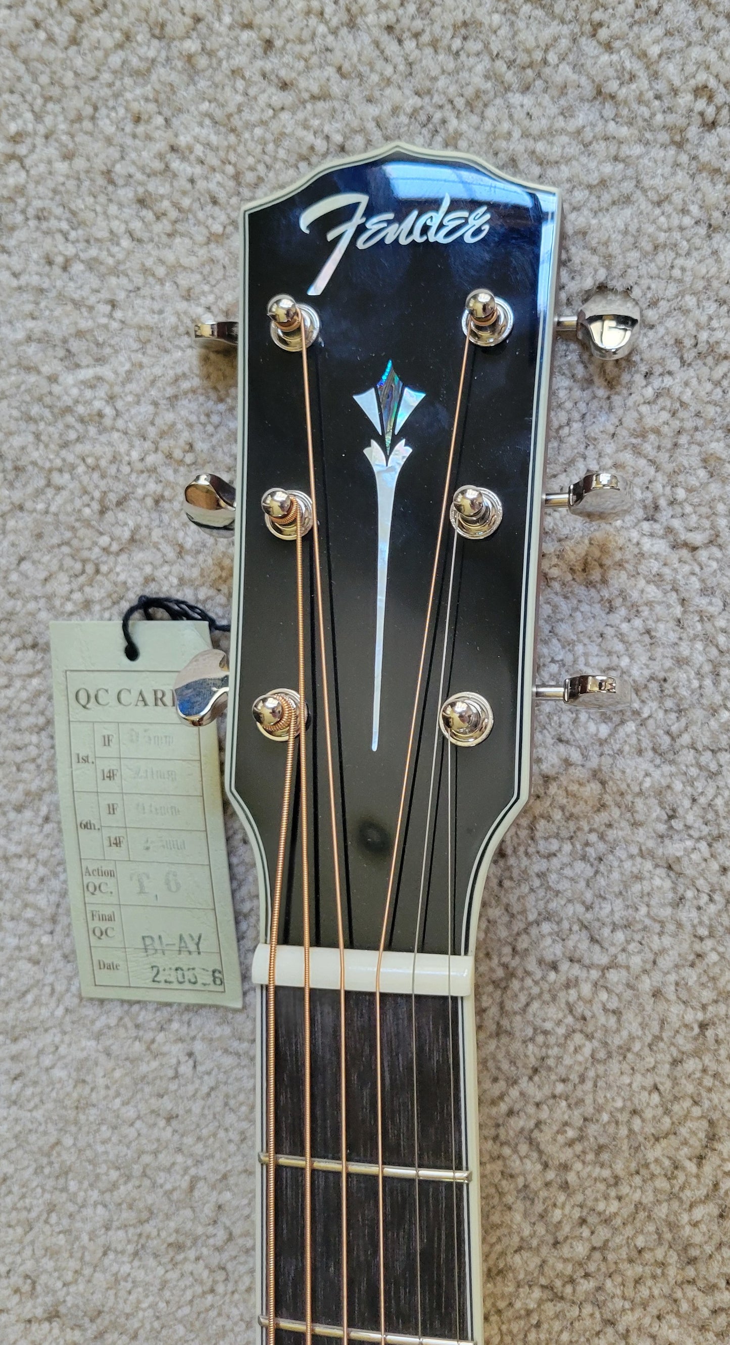 Fender PS-220E Parlor Acoustic Electric Guitar, 3 Color Vintage Sunburst, Hard Shell Case