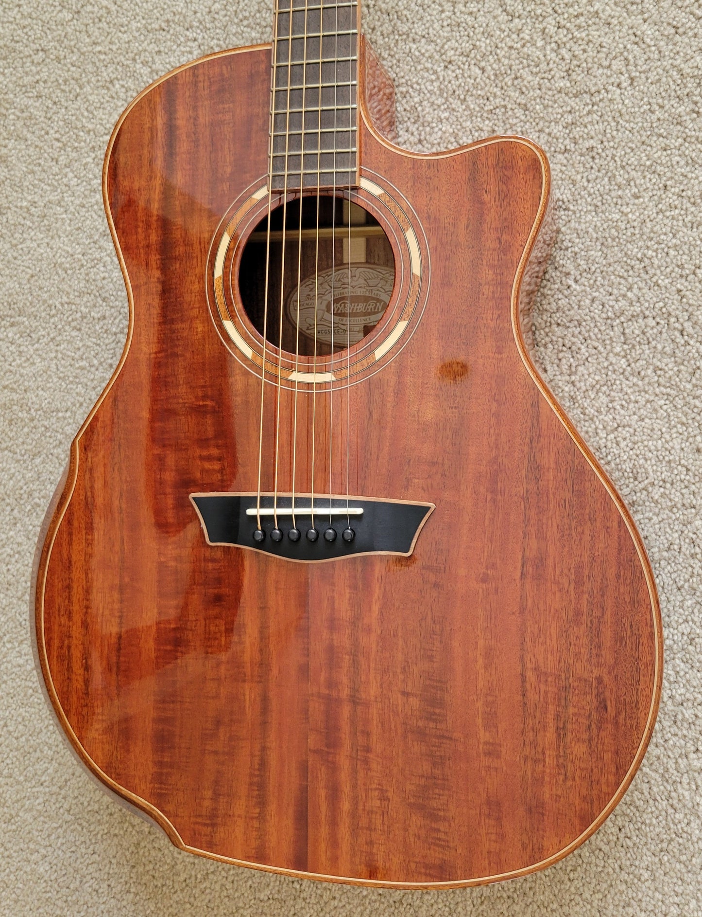 Washburn Comfort G55CE Koa Acoustic Electric Guitar, Natural Finish, Hard Shell Case