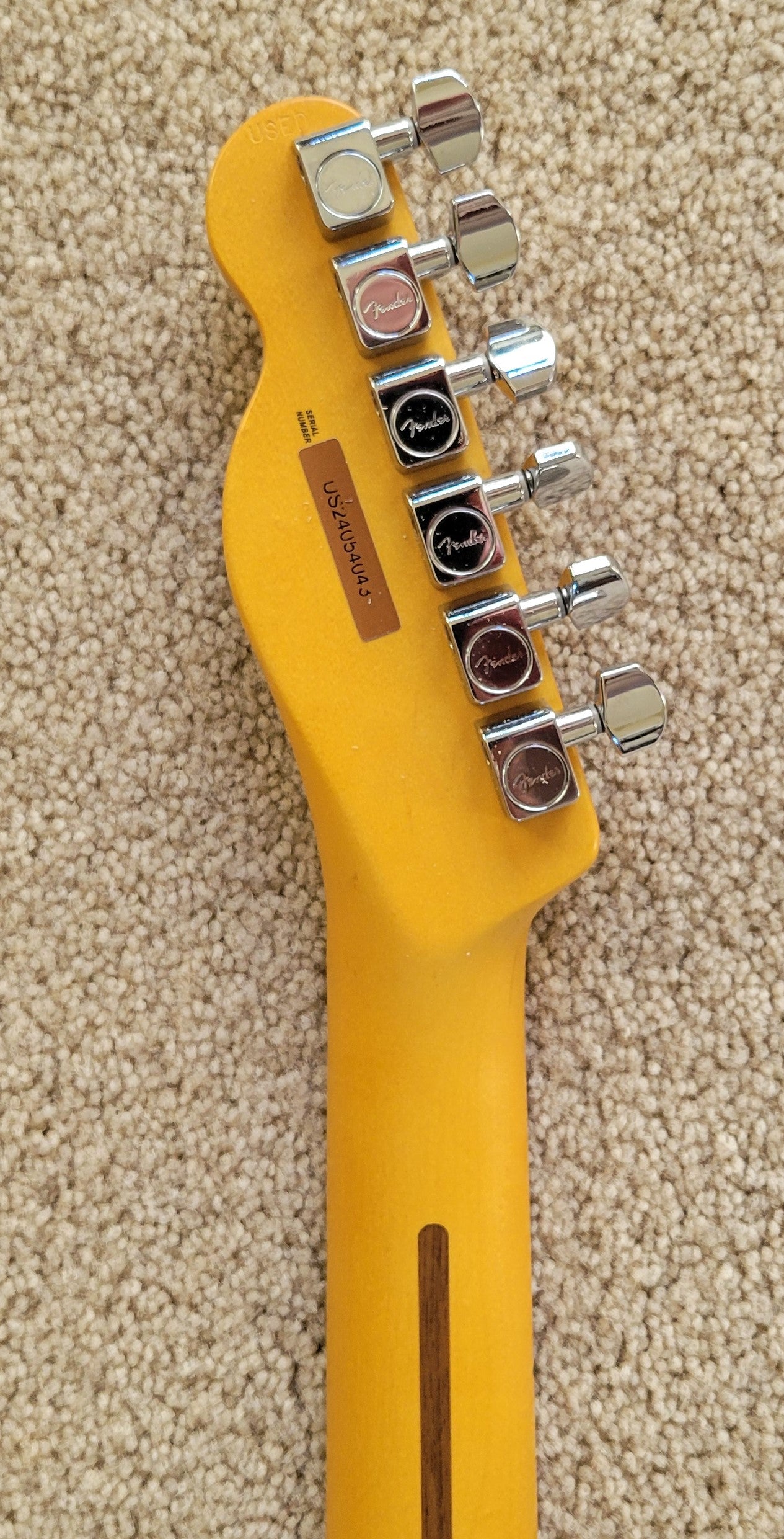 Fender American Professional II Telecaster Electric Guitar, 3-Color Sunburst, Deluxe Molded Case