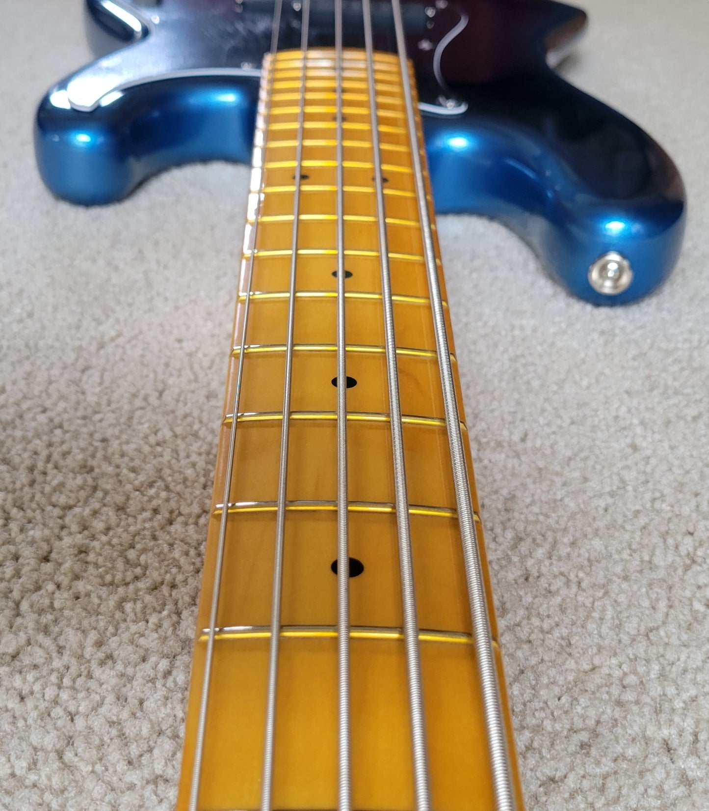 Fender American Professional II Precision Bass V, Dark Night, Deluxe Molded Case
