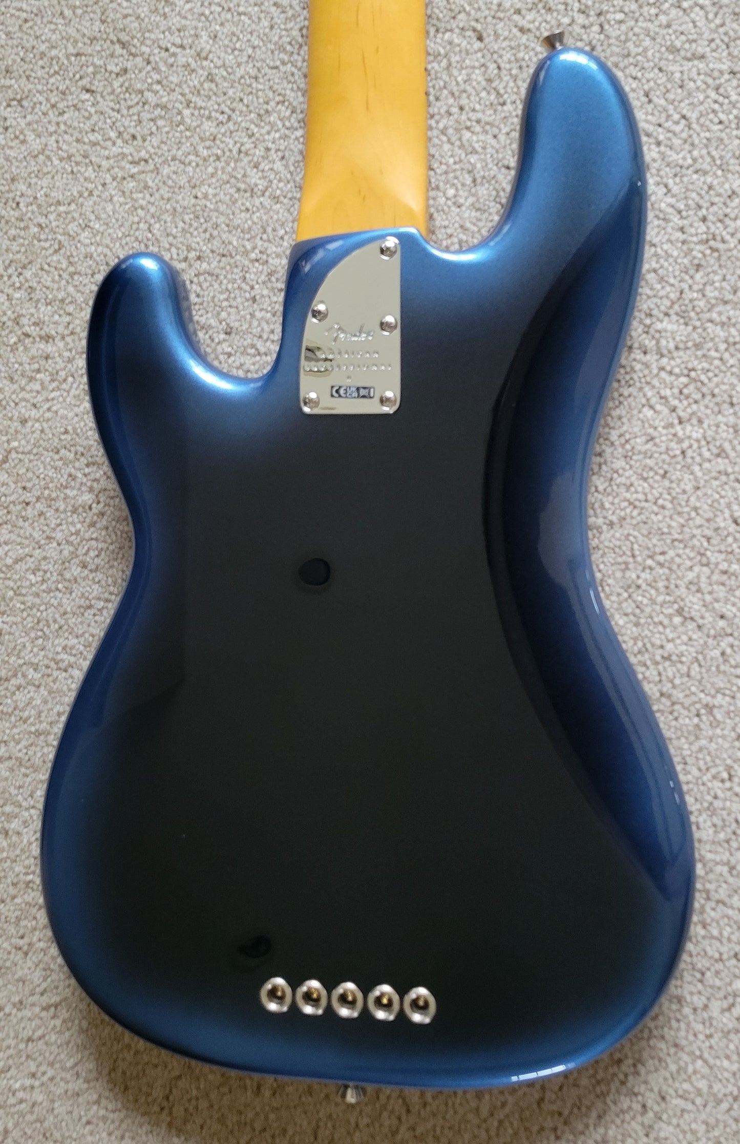 Fender American Professional II Precision Bass V, Dark Night, Deluxe Molded Case