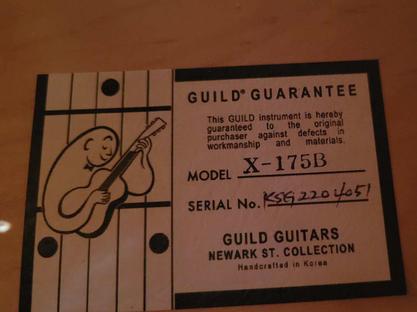 Guild X-175B Manhattan Hollow Body Electric Guitar, Blonde Finish, Hard Shell Case