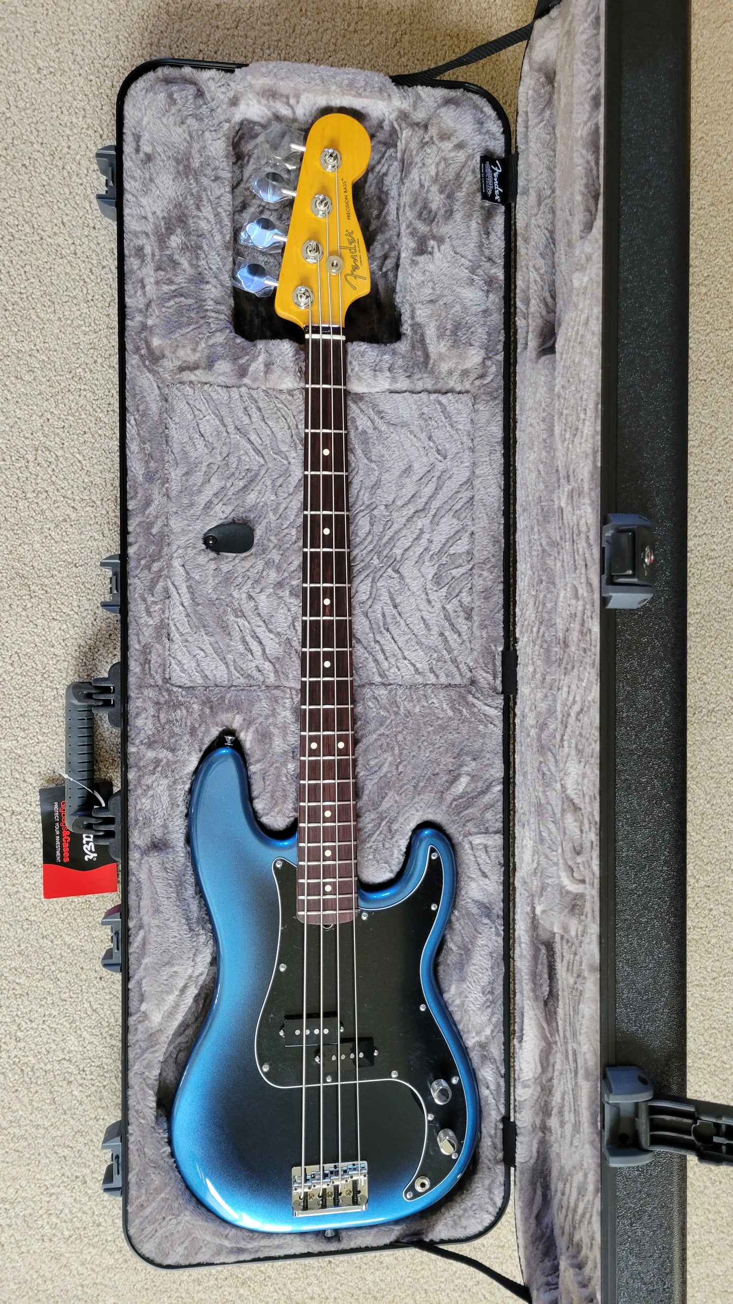 Fender American Professional II Precision Bass Guitar, Dark Night, Deluxe Molded Hardshell Case