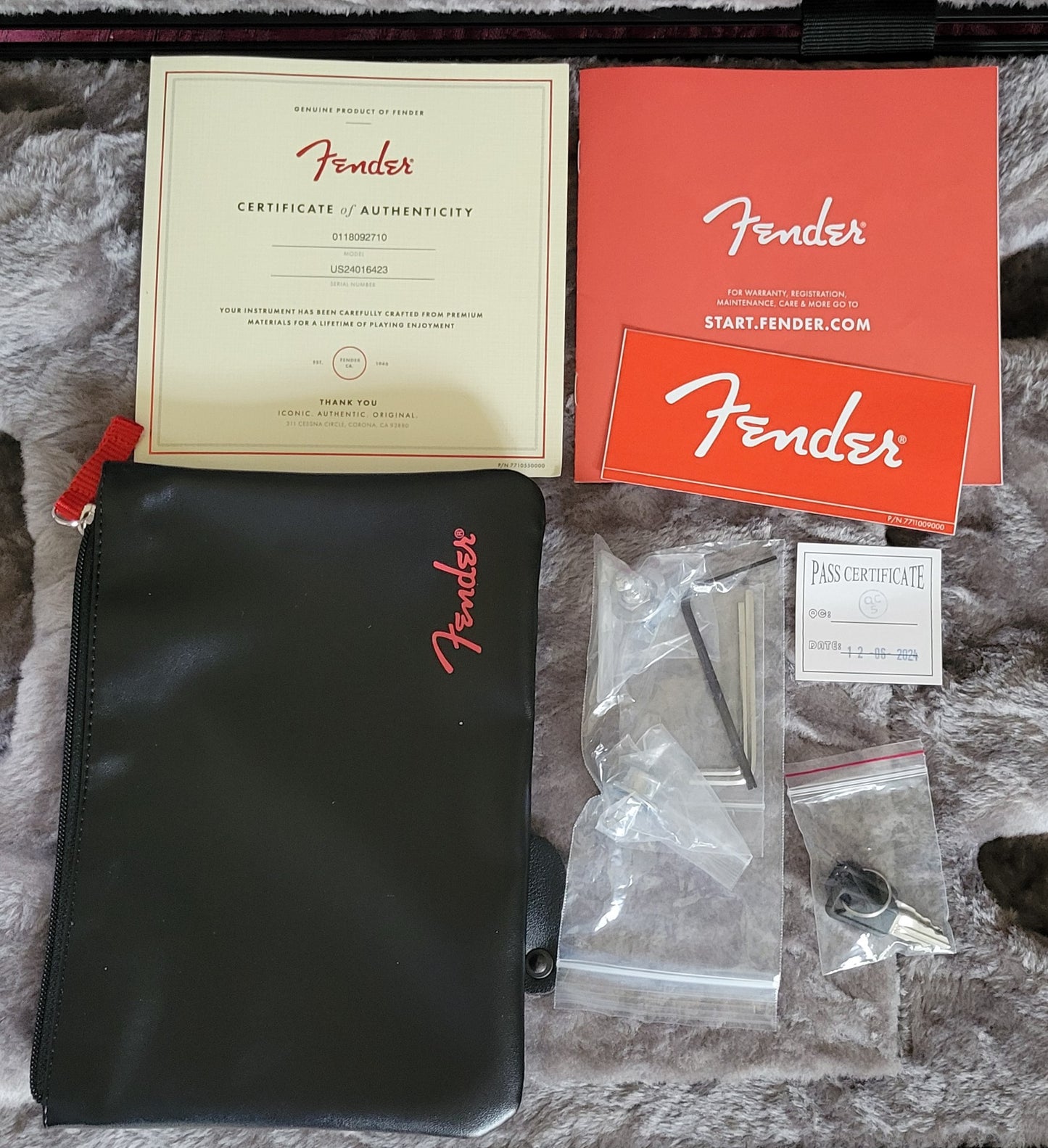 Fender American Ultra Luxe Telecaster Floyd Rose HH Electric Guitar, Deluxe Molded Hard Shell Case