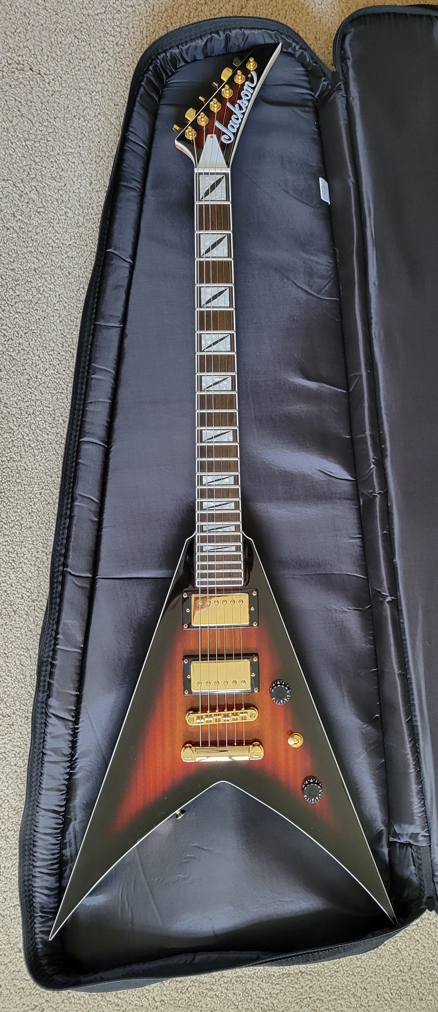 Jackson Pro Series King V KVT Electric Guitar, 3 Tone Sunburst, New Gig Bag