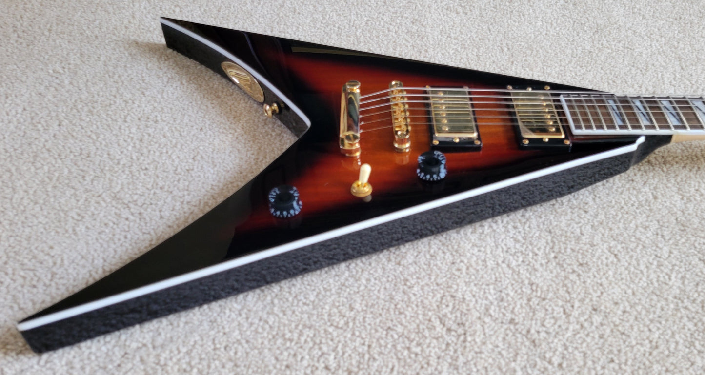 Jackson Pro Series King V KVT Electric Guitar, 3 Tone Sunburst, New Gig Bag