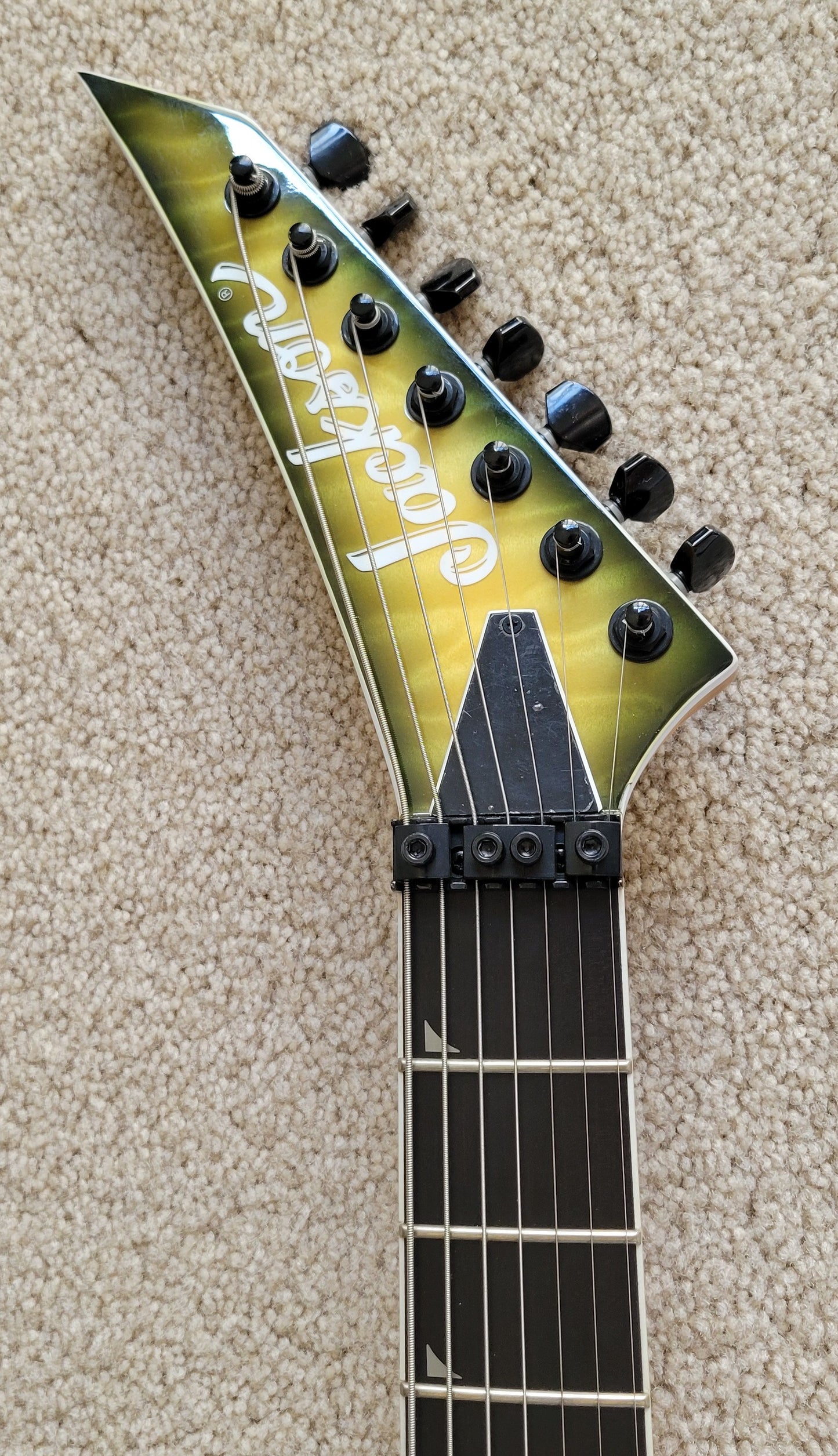 Jackson Pro Series Soloist SL7Q 7-String Electric Guitar, Alien Burst, New Hard Shell Case