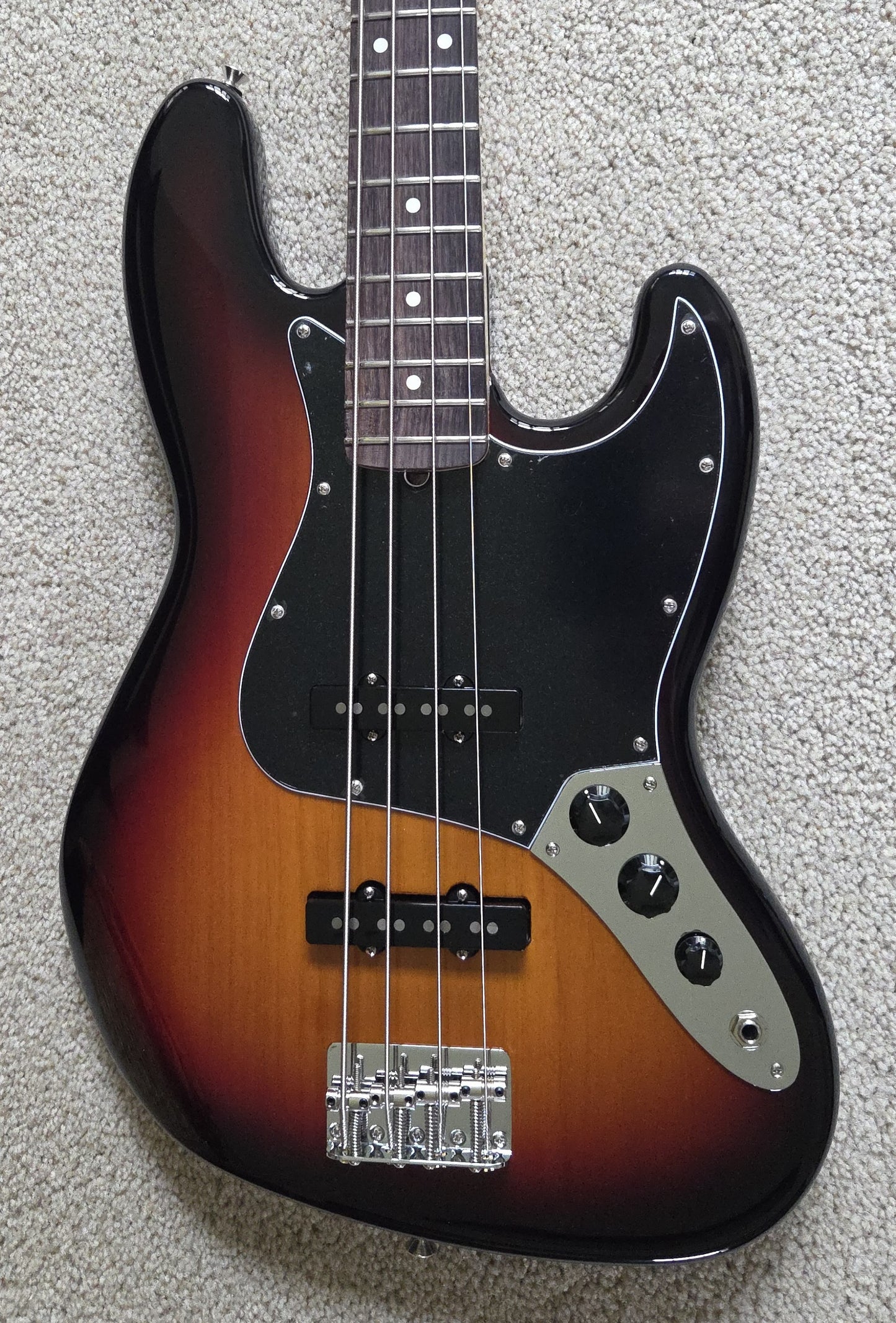Fender American Performer Jazz Bass Guitar, 3-Color Sunburst, New Gig Bag