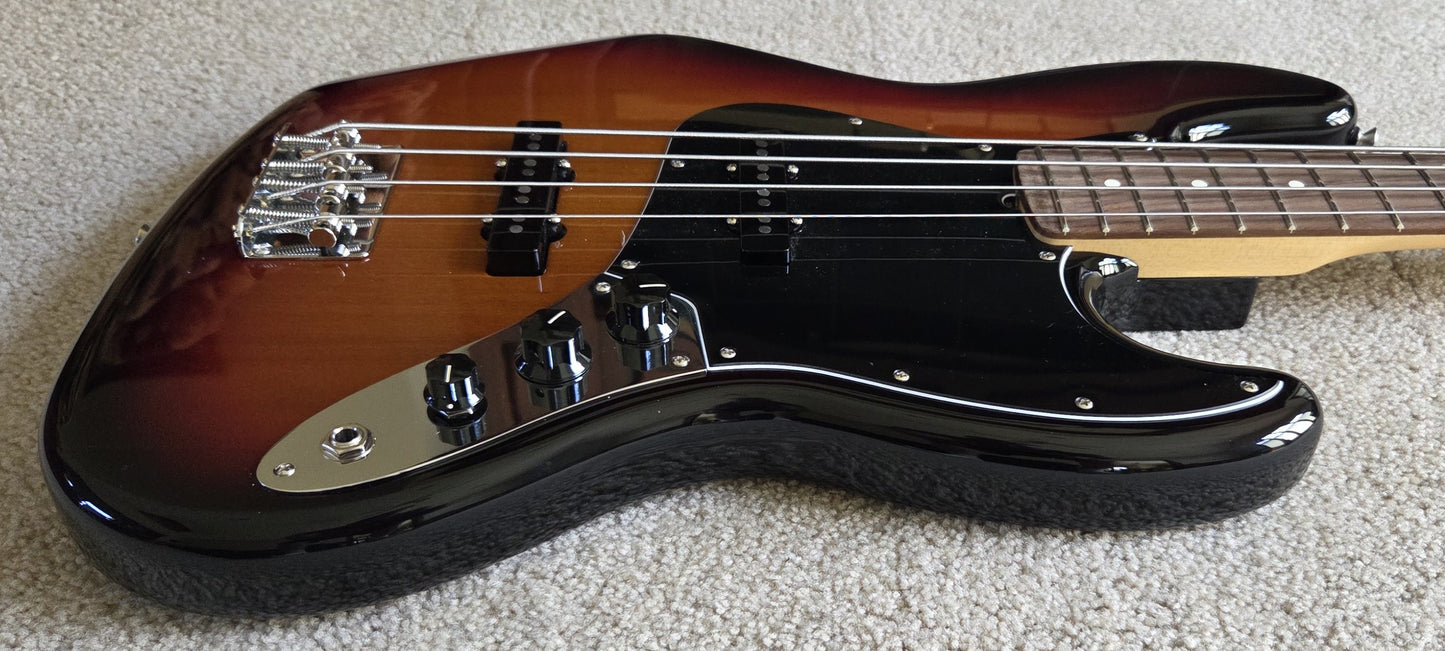 Fender American Performer Jazz Bass Guitar, 3-Color Sunburst, New Gig Bag