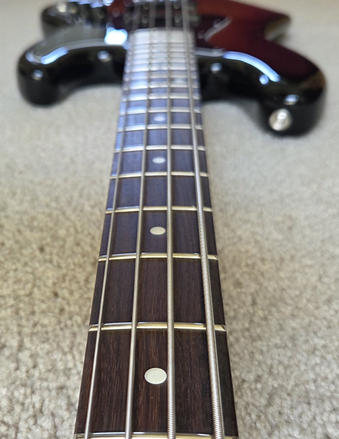 Fender American Performer Jazz Bass Guitar, 3-Color Sunburst, New Gig Bag