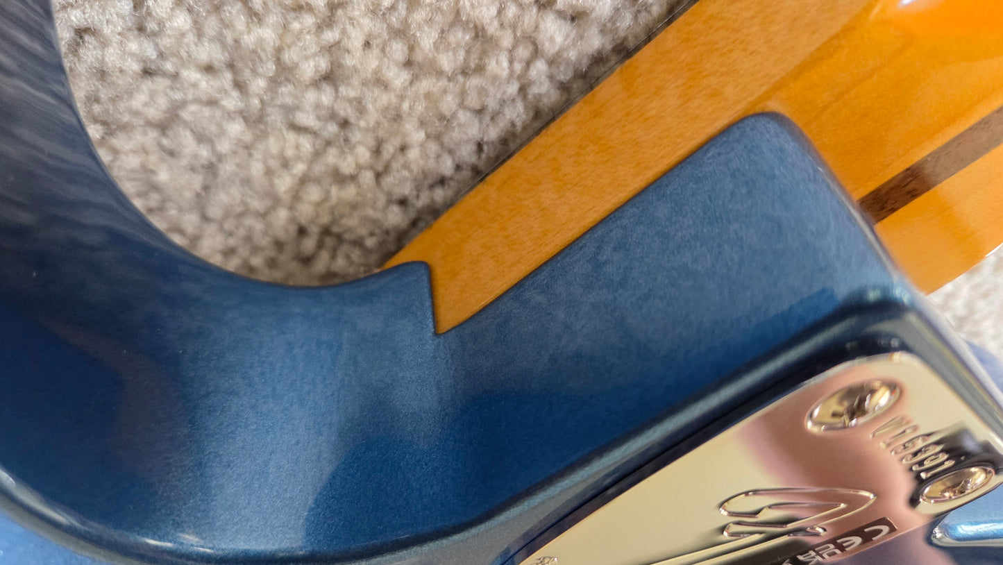 Fender American Vintage II 1972 Telecaster Thinline Electric Guitar, Lake Placid Blue, Hard Shell Case