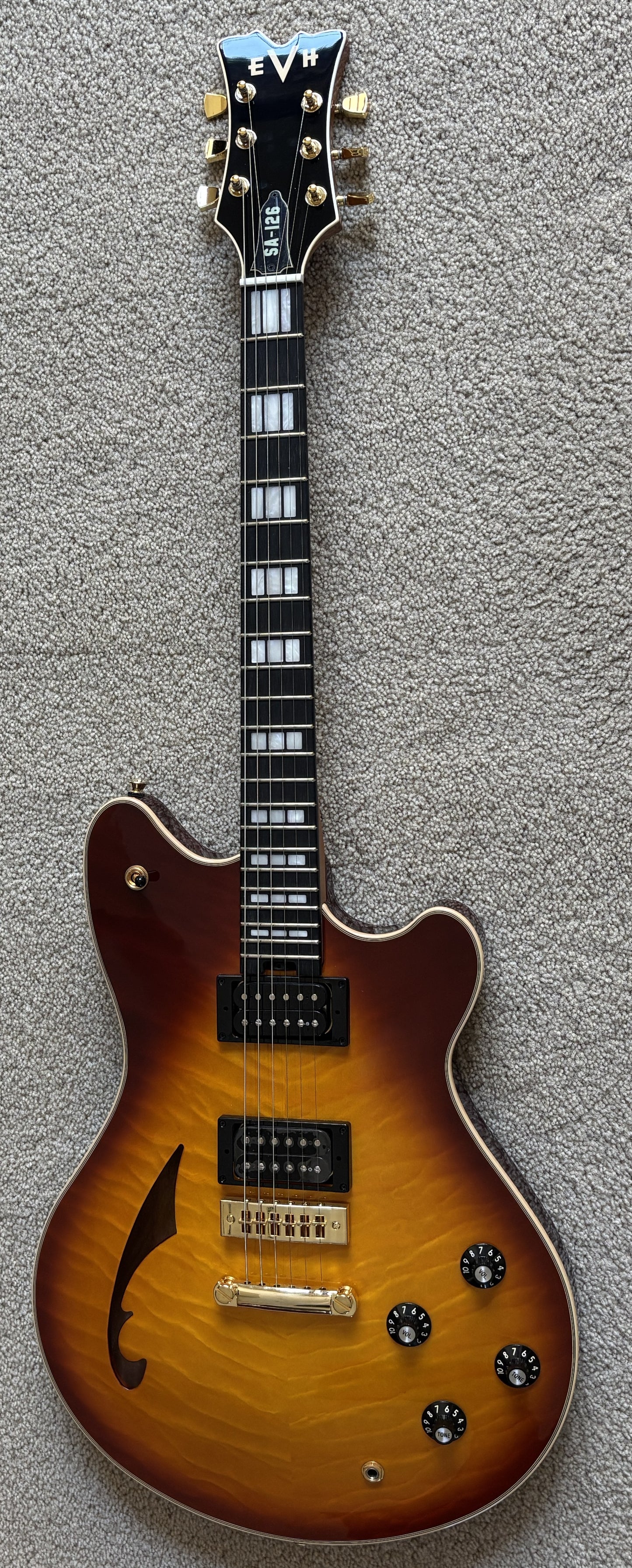 EVH SA-126 Special QM Electric Guitar, Tobacco Burst, EVH Hardshell Case