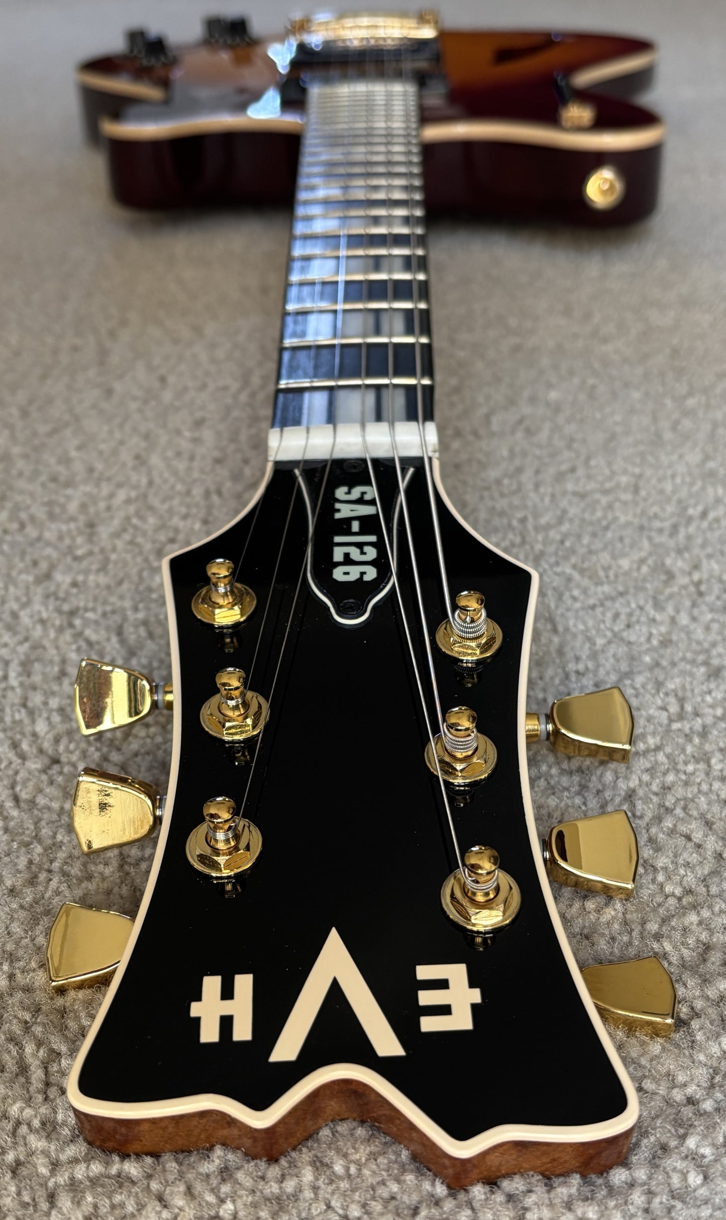 EVH SA-126 Special QM Electric Guitar, Tobacco Burst, EVH Hardshell Case