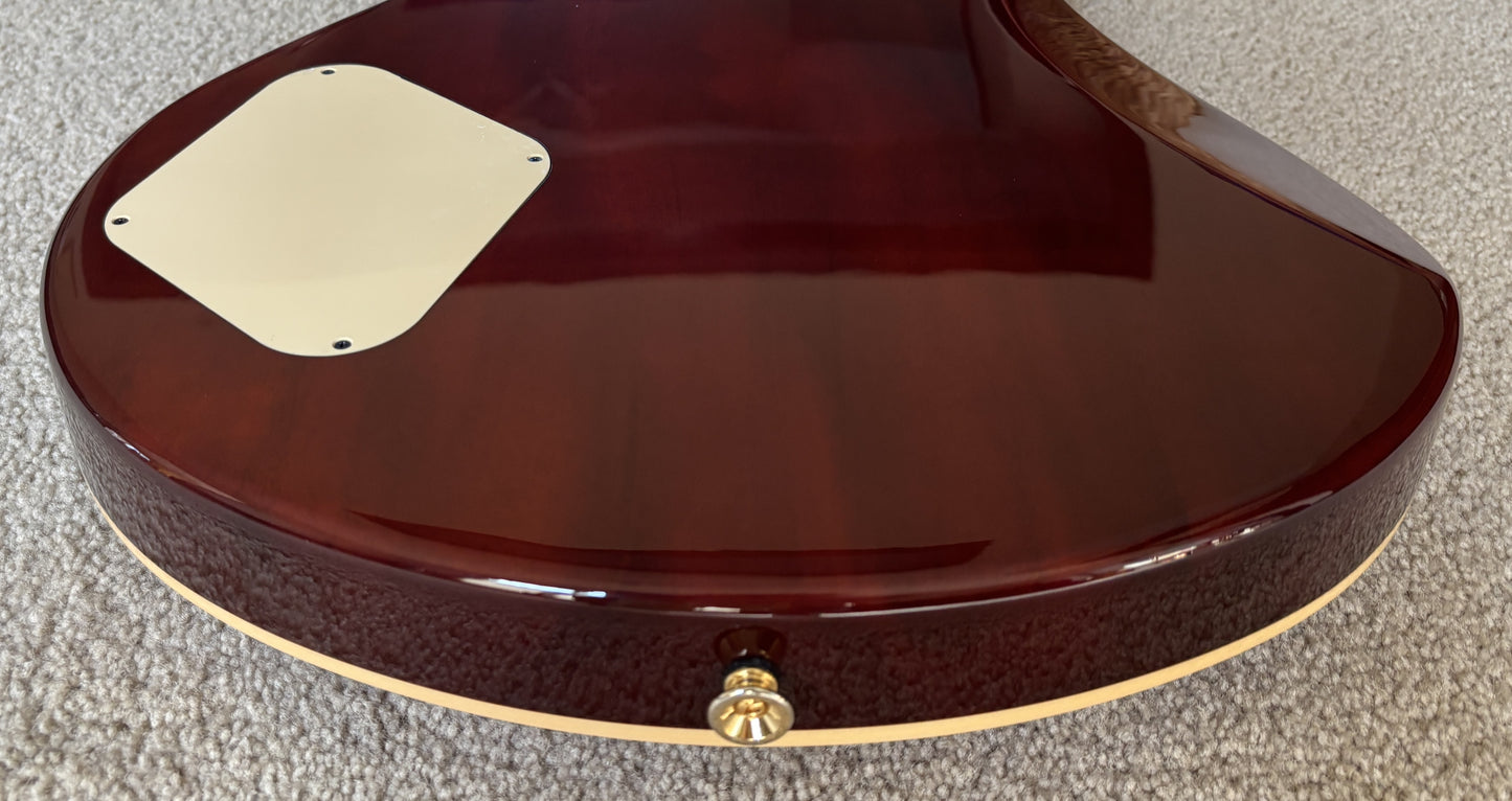 EVH SA-126 Special QM Electric Guitar, Tobacco Burst, EVH Hardshell Case
