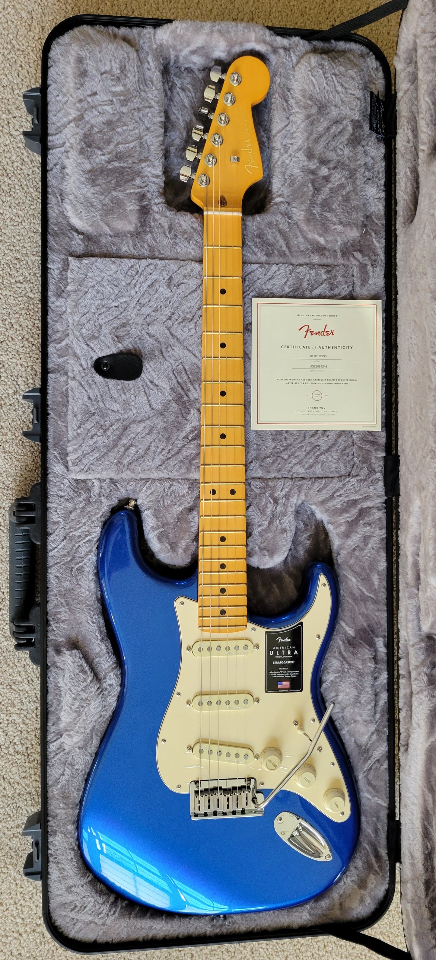 Fender American Ultra Stratocaster Electric Guitar, Cobra Blue, Elite Molded Case