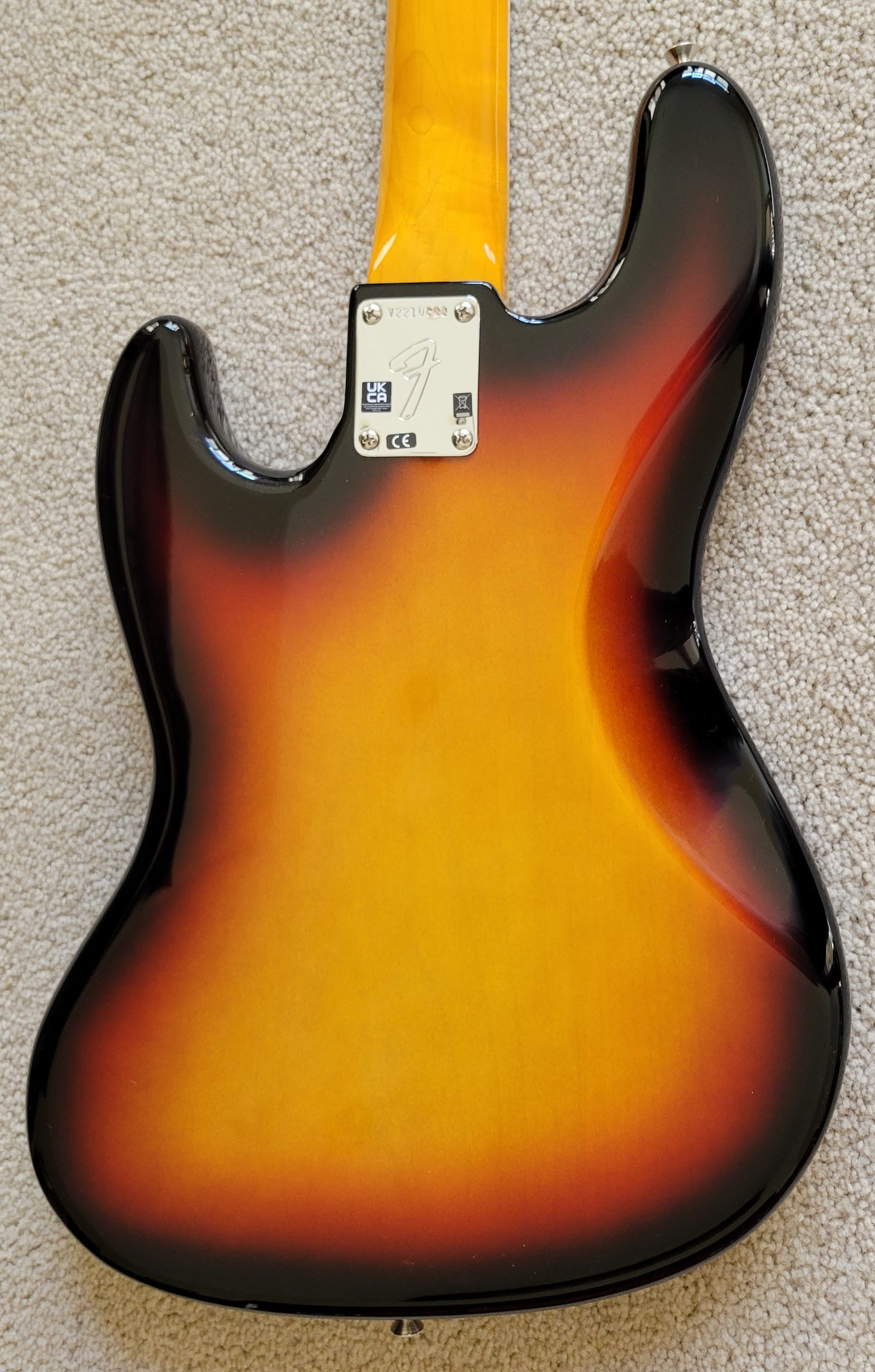 Fender American Vintage II 1966 Jazz Bass Guitar, 3-Color Sunburst, Vintage-Style HSC