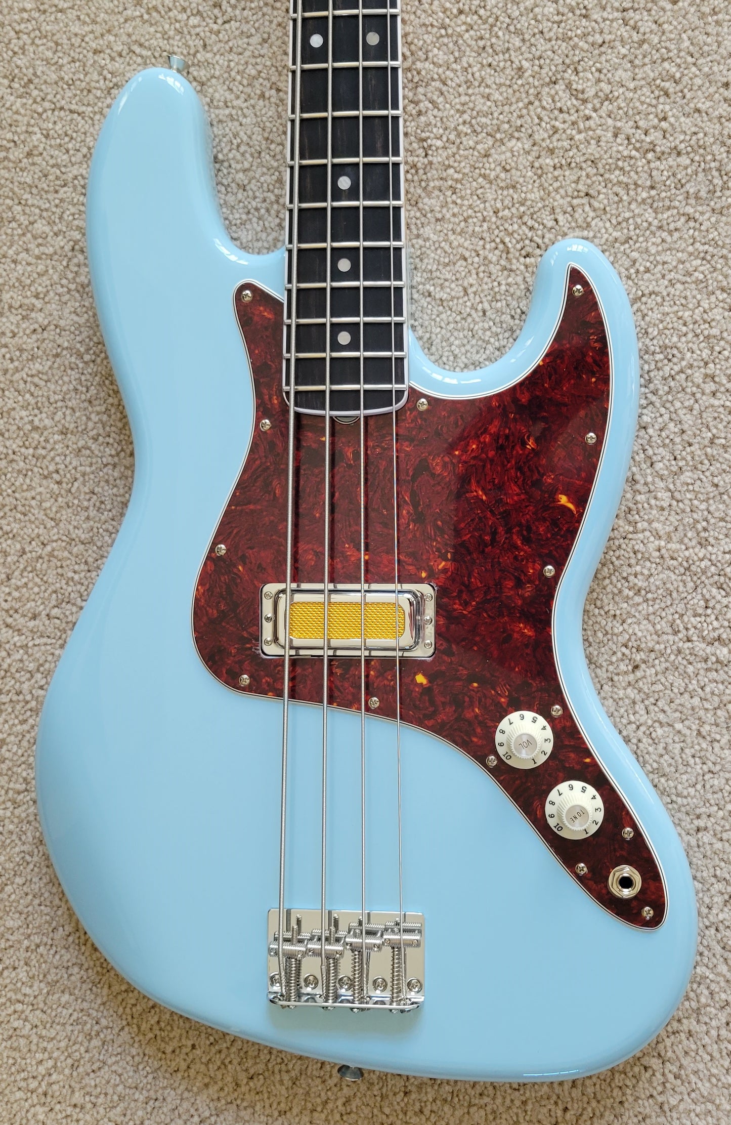 Fender Gold Foil Jazz Bass Electric Guitar, Sonic Blue, New Gig Bag