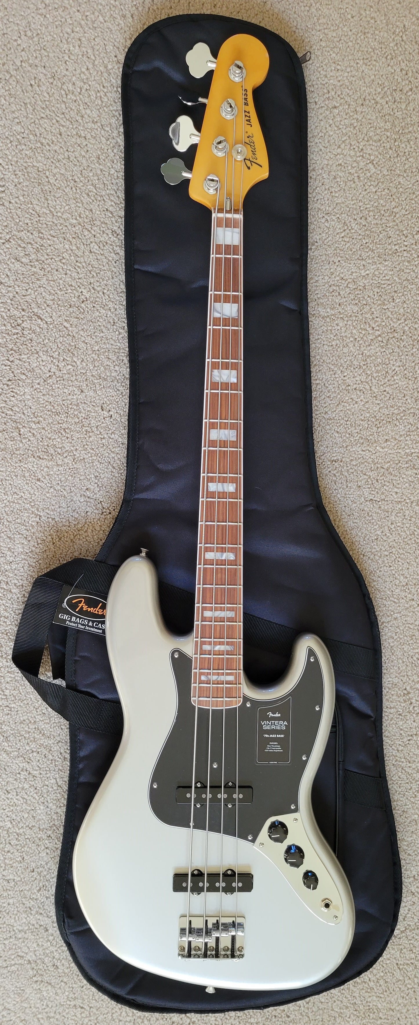 Fender Vintera '70s Jazz Bass Electric Guitar, Inca Silver, New Deluxe Gig Bag