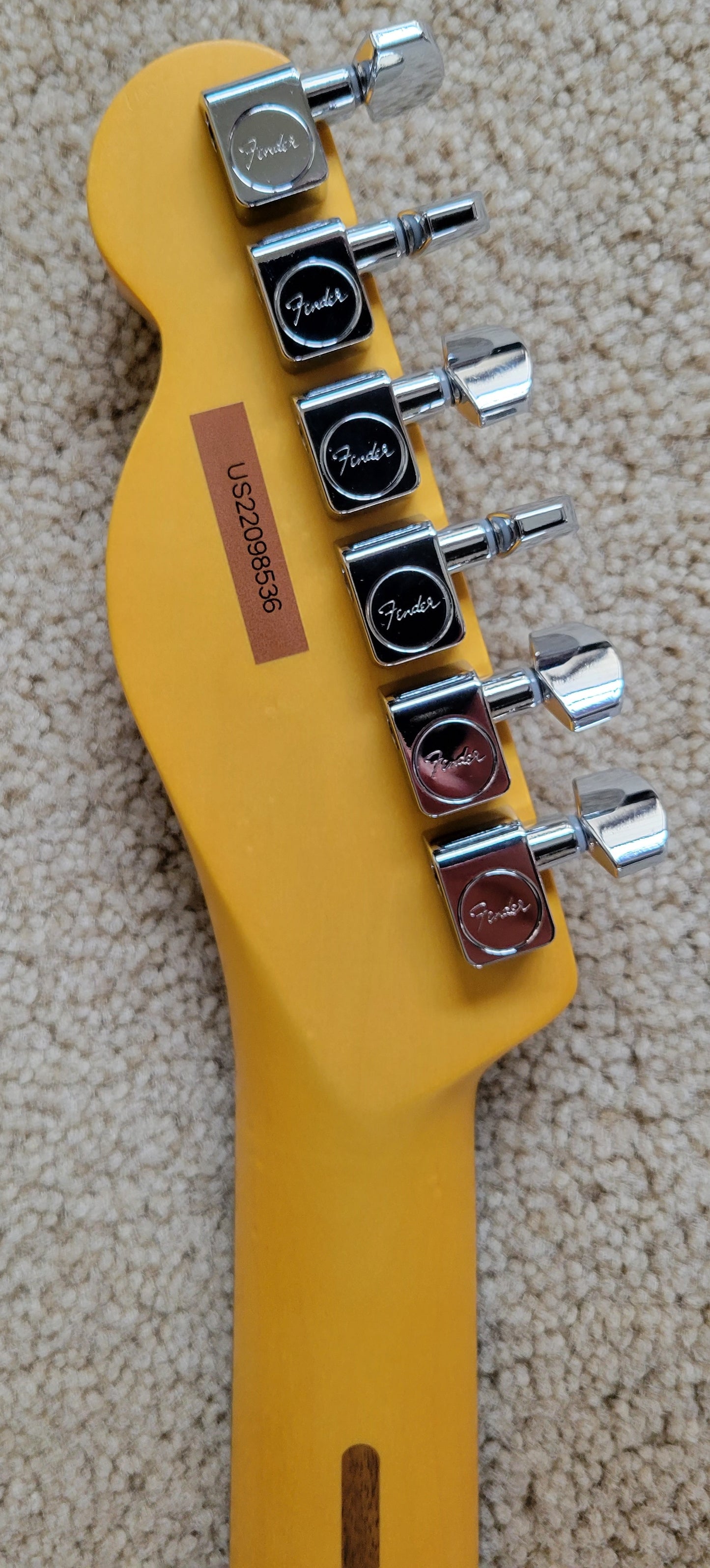 Fender American Professional II Telecaster Electric Guitar, Olympic White - Deluxe Molded Case