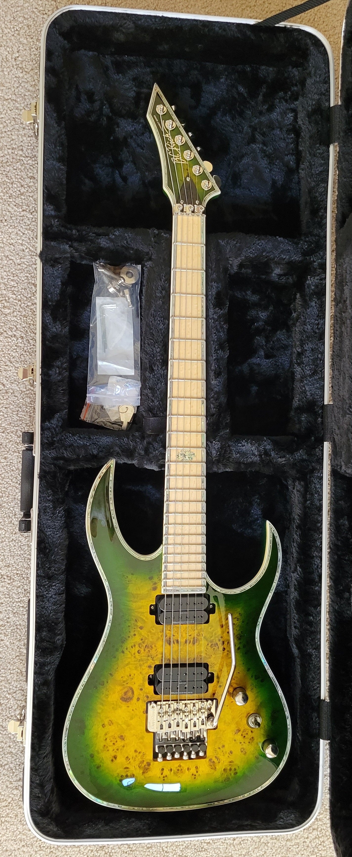 B.C. Rich Shredzilla Z6 Prophecy Exotic Floyd Rose Electric Guitar, Reptile Eye, New Hard Shell Case