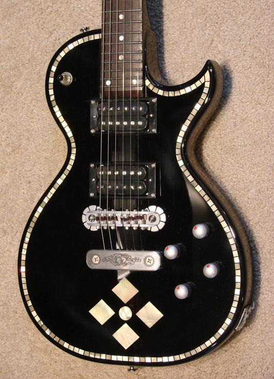New Zemaitis Superior C24SU Diamond Electric Guitar, New Hard Shell Case