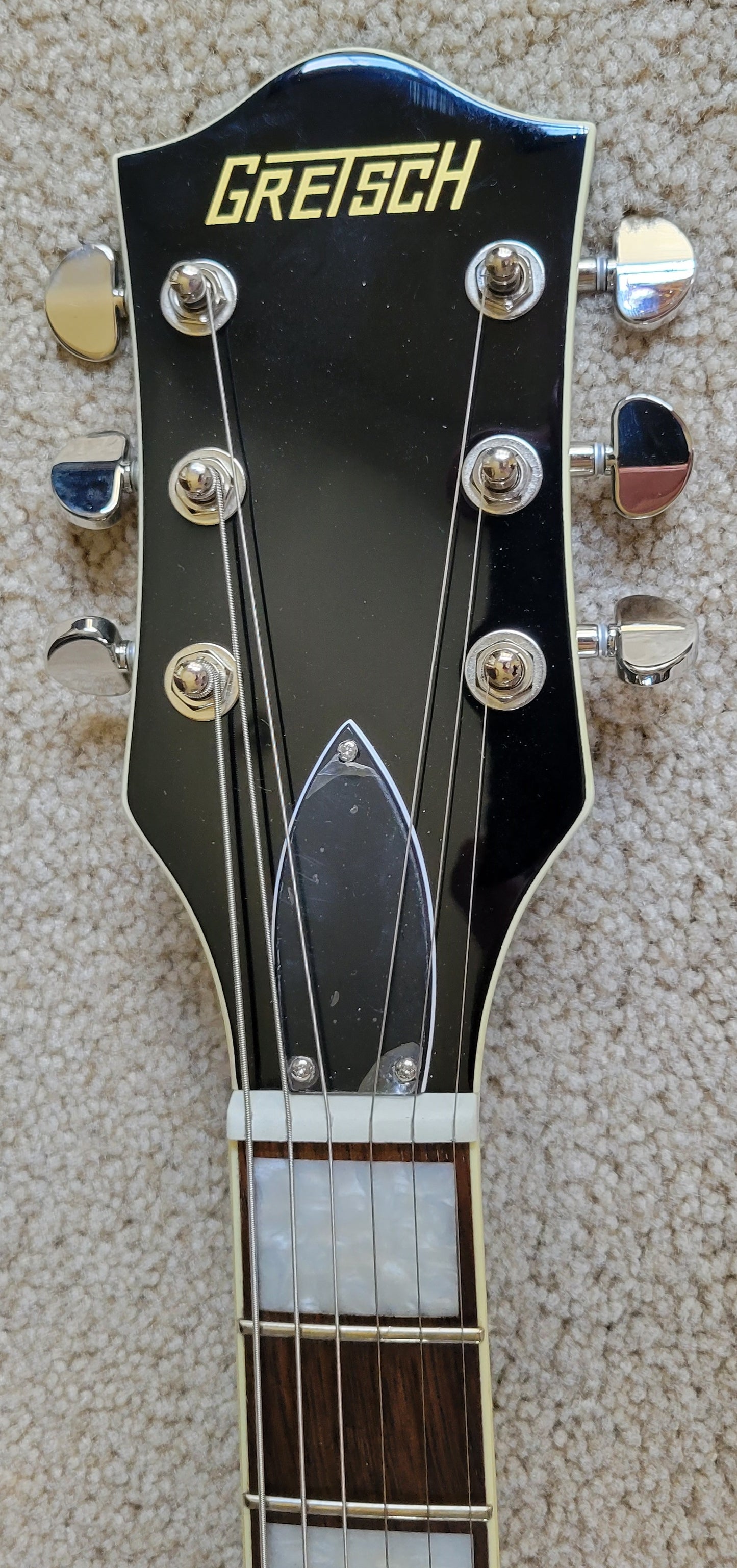 Gretsch G2622T Streamliner Center Block Double Cut Bigsby Electric Guitar, New Hard Shell Case