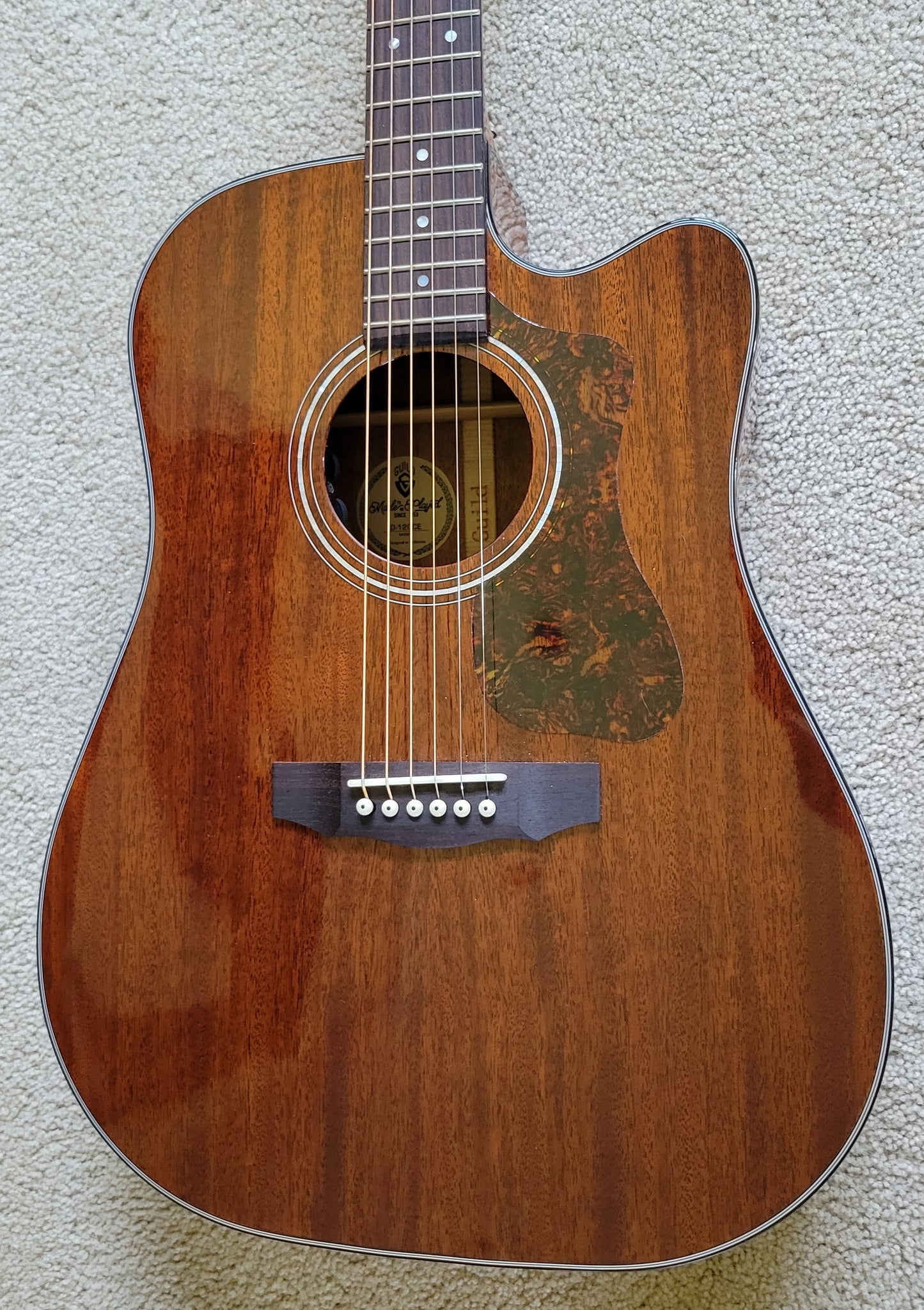 Guild D-120CE Acoustic Electric Guitar, Natural Gloss, Guild Case
