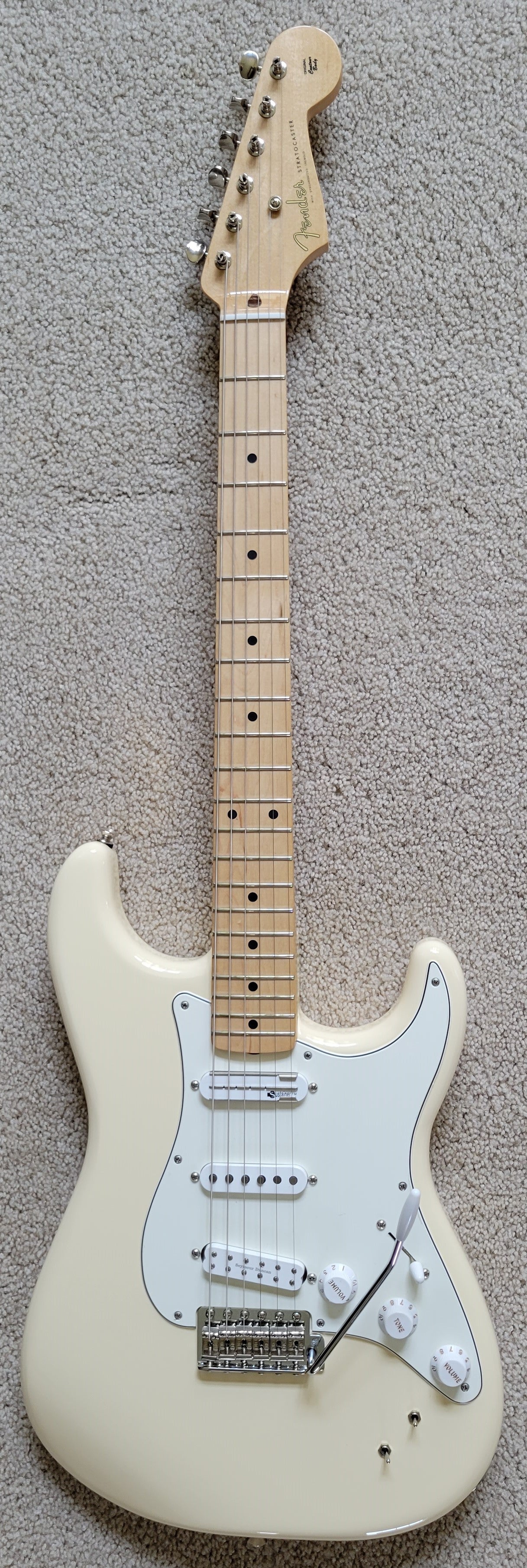Fender EOB Sustainer Stratocaster Electric Guitar, Olympic White, New Gig Bag