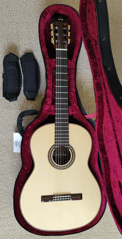 New Cordoba C10 SP Spanish Classical Traditional Acoustic Guitar, Polyfoam Case