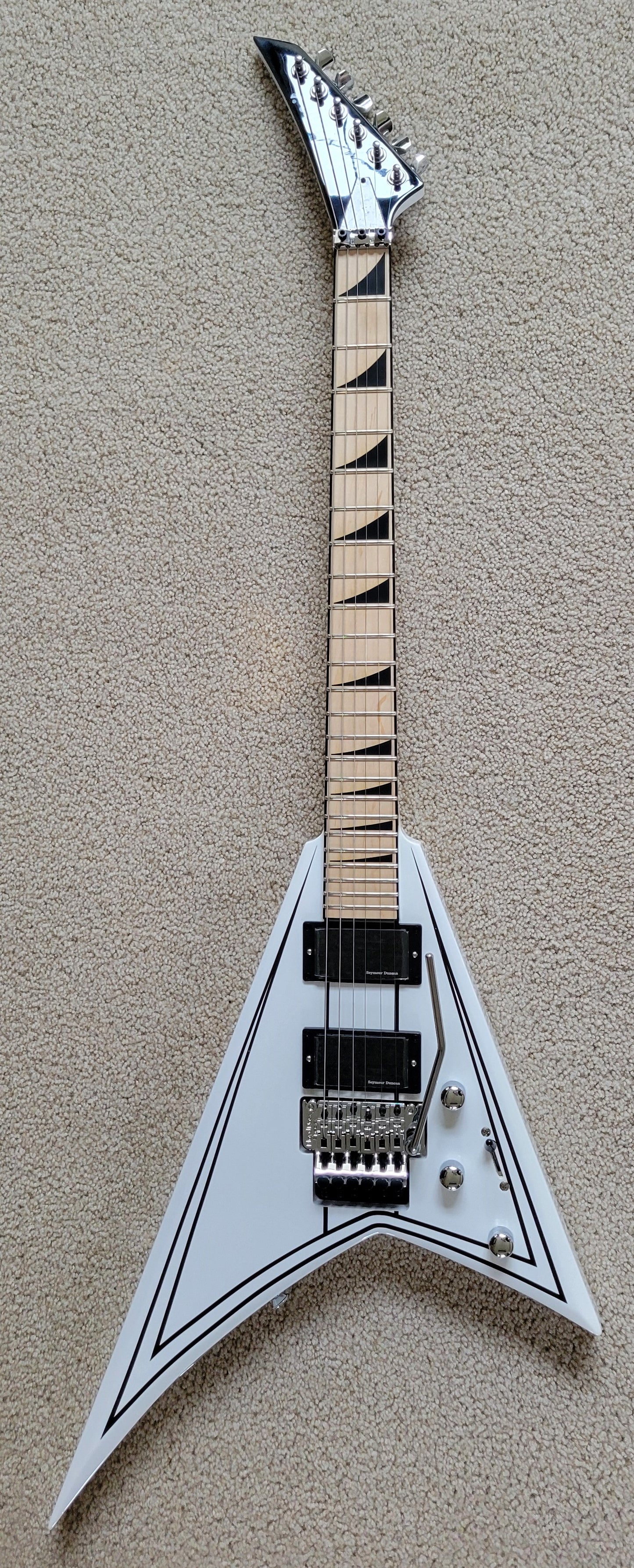 Jackson X Series Rhoads RRX24M Electric Guitar, White with Black Pinstripes, New Gig Bag