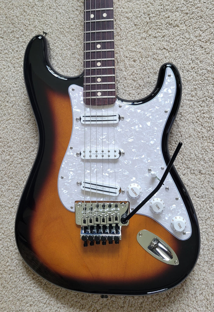 Fender Dave Murray Stratocaster Electric Guitar, Gloss 2-Color