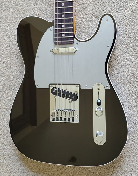 Fender American Ultra Telecaster Electric Guitar, Texas Tea, Premium Molded Hardshell Case