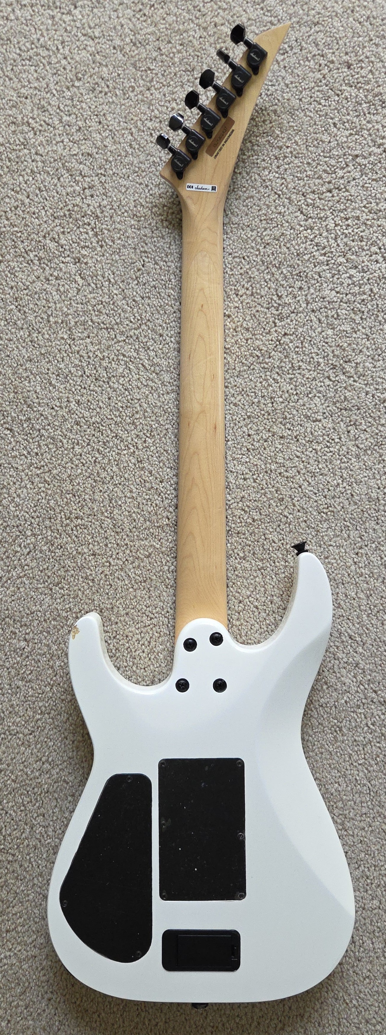 Jackson X Series DKA-R EX Dinky Archtop Extreme Electric Guitar, Snow White