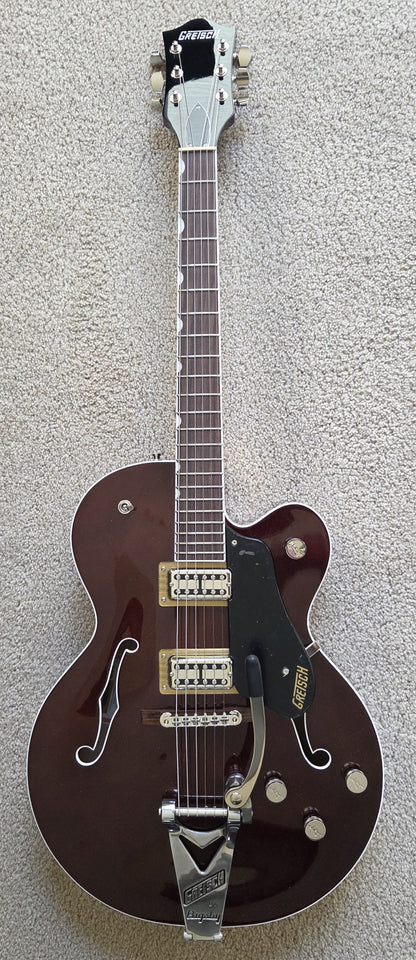 Gretsch Professional Tennessean Hollow Body Electric Guitar, Walnut Stain, Bigsby, Hard Shell Case