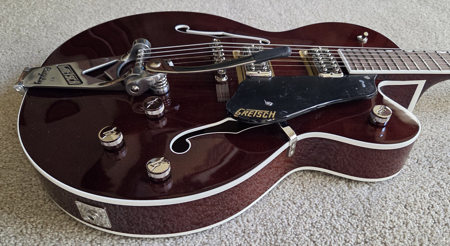 Gretsch Professional Tennessean Hollow Body Electric Guitar, Walnut Stain, Bigsby, Hard Shell Case