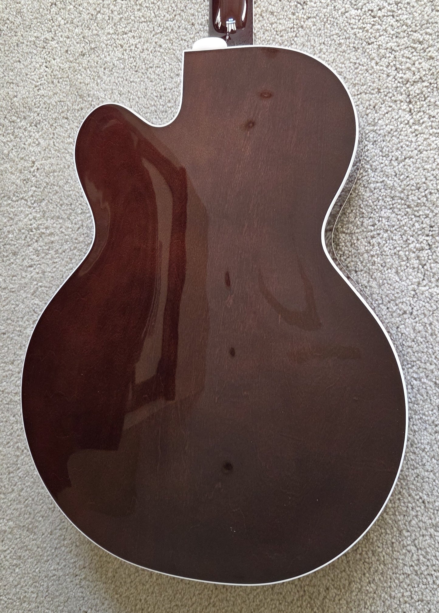 Gretsch Professional Tennessean Hollow Body Electric Guitar, Walnut Stain, Bigsby, Hard Shell Case