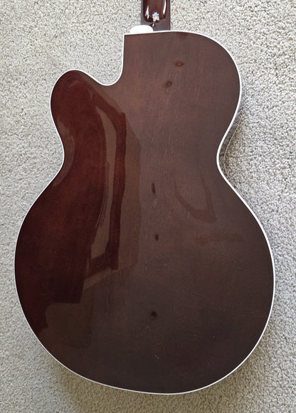 Gretsch Professional Tennessean Hollow Body Electric Guitar, Walnut Stain, Bigsby, Hard Shell Case