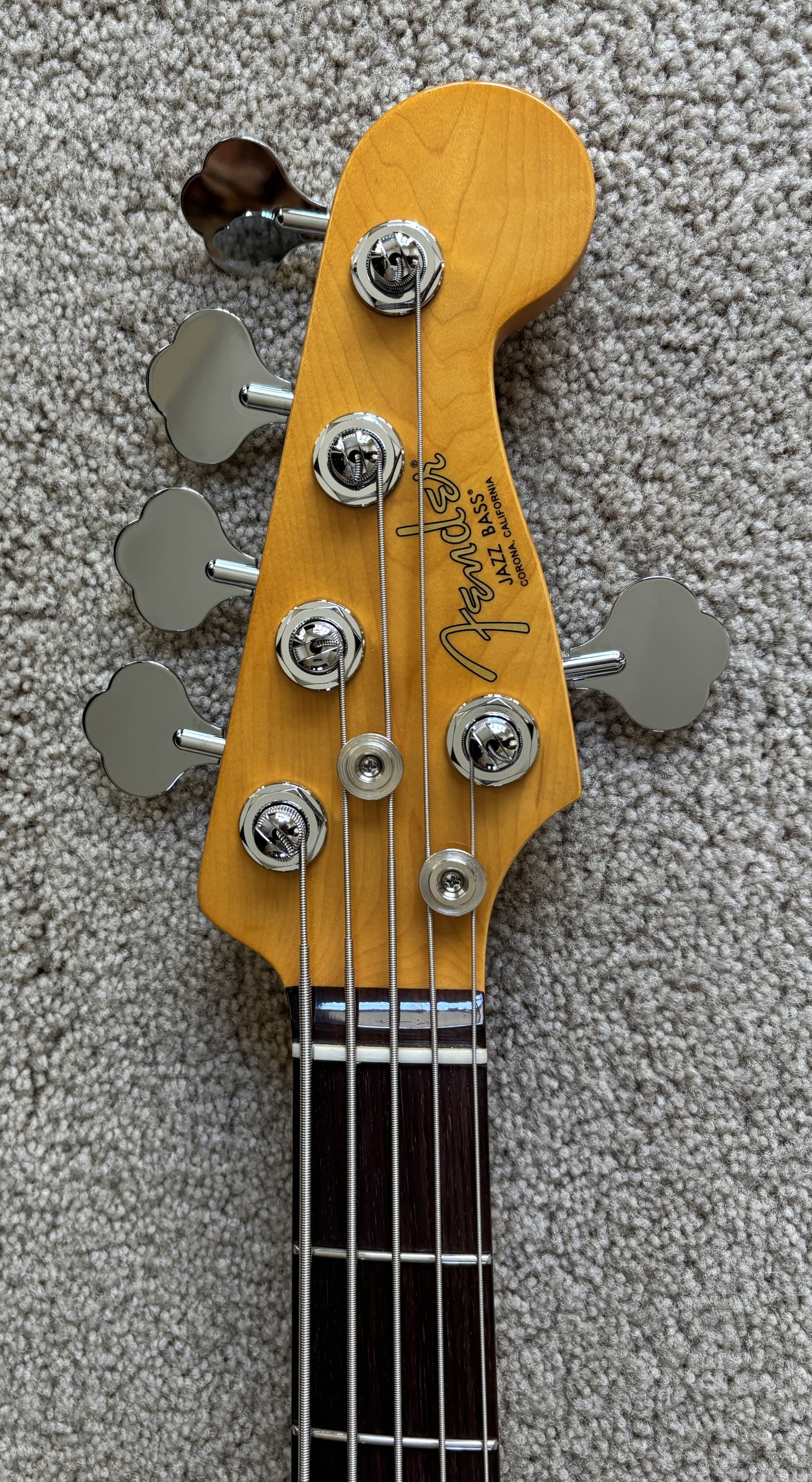 Fender American Professional II Jazz Bass V Guitar, 3-Color Sunburst, Deluxe Molded Hardshell Case