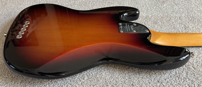Fender American Professional II Jazz Bass V Guitar, 3-Color Sunburst, Deluxe Molded Hardshell Case
