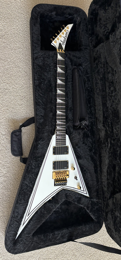 Jackson MJ Series Rhoads RR24MG Electric Guitar, White w/Black Pinstripes, Form Core Case