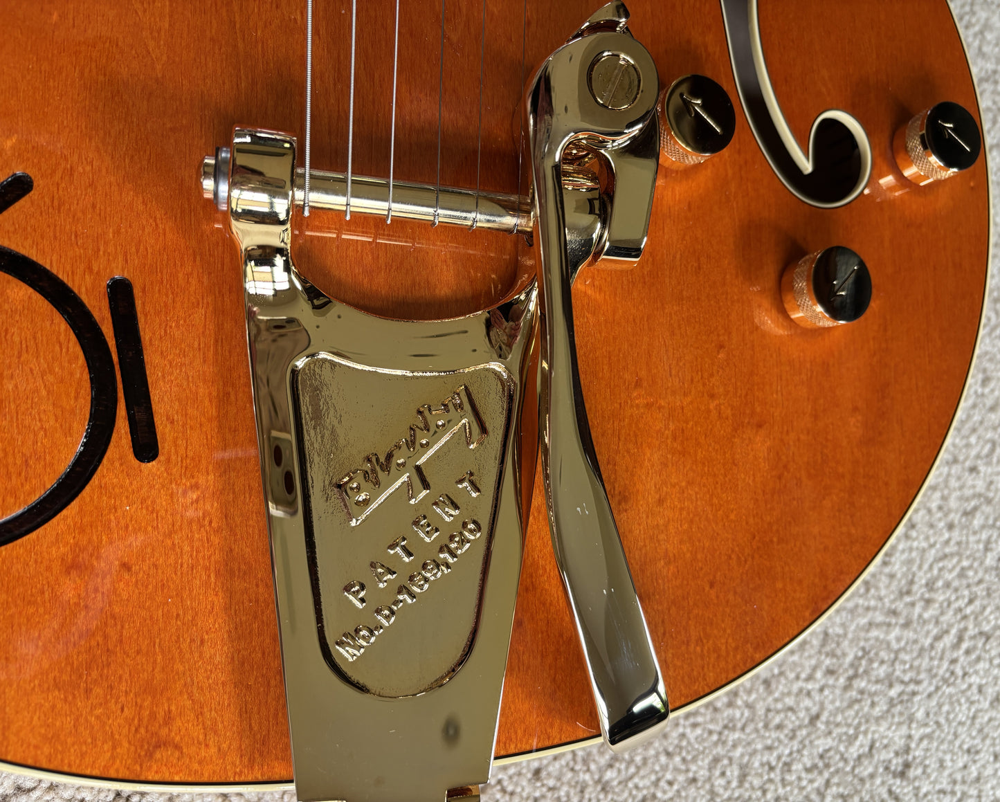 Gretsch G6120 Eddie Cochran Signature Electric Guitar, Hollow Body, Bigsby, Hard Shell Case